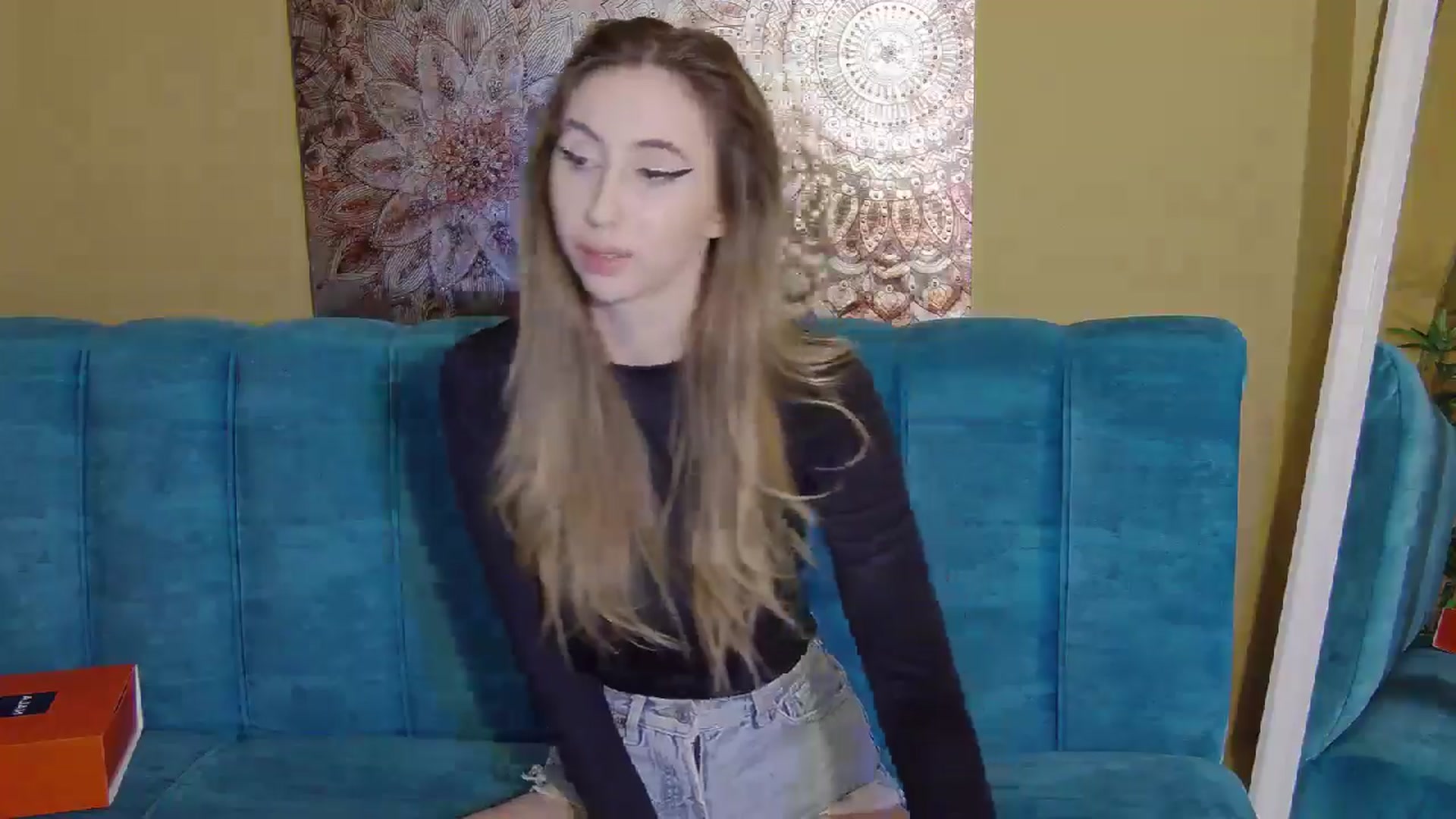 Gallery image thumbnail from Artemiss's myfreecams stream on, 11/08/2024, 19:30 image 16 of 20