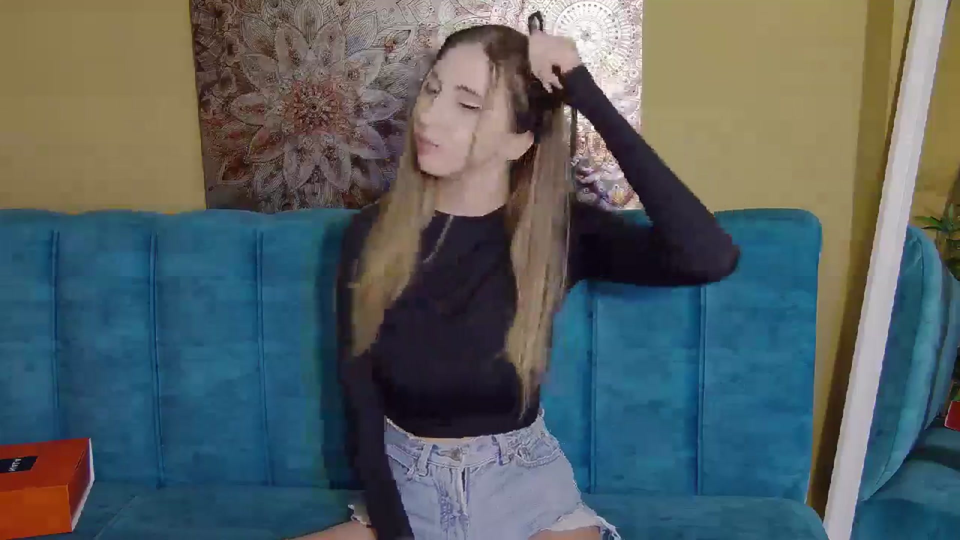 Gallery image thumbnail from Artemiss's myfreecams stream on, 11/08/2024, 19:30 image 12 of 20