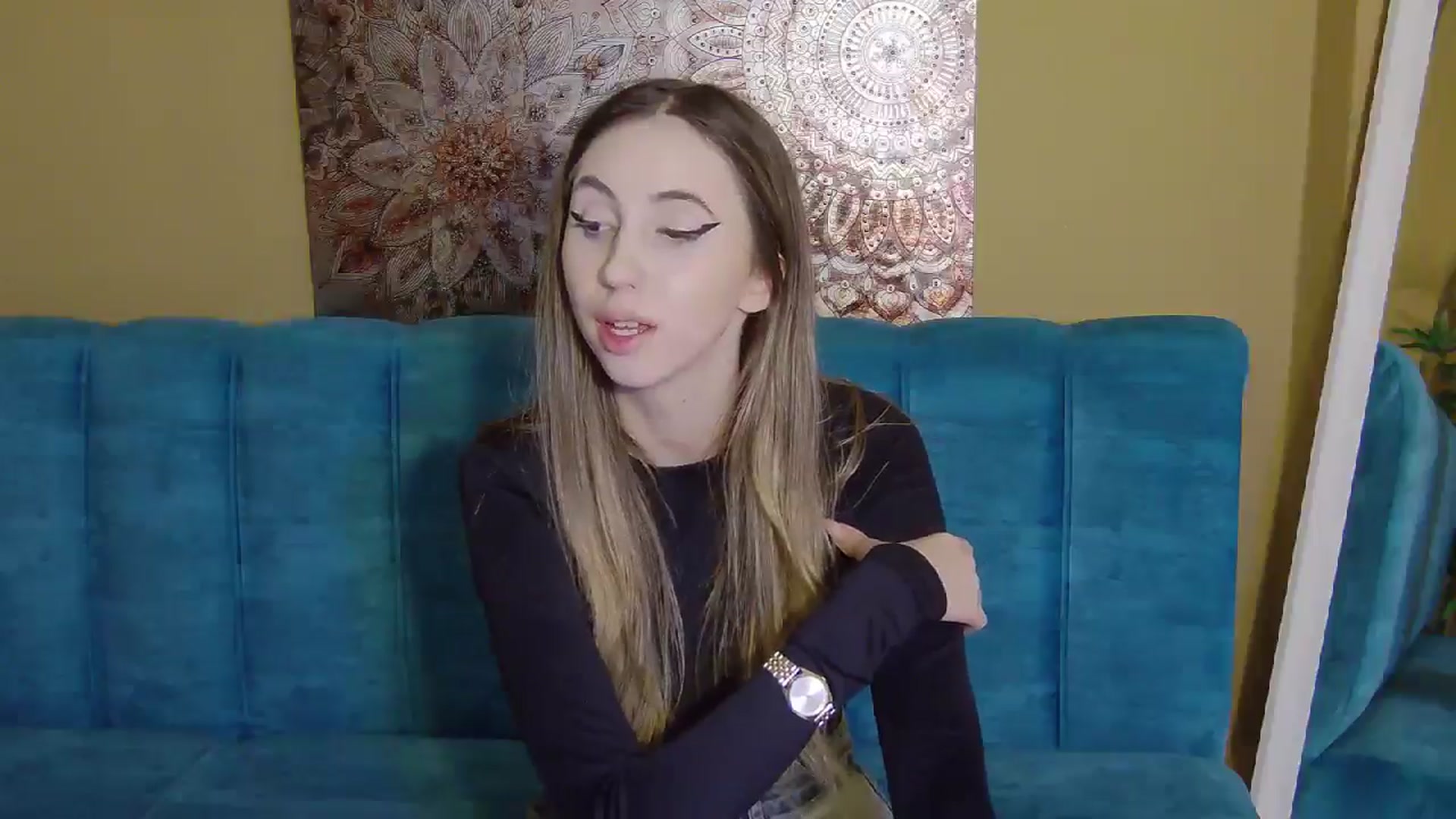 Gallery image thumbnail from Artemiss's myfreecams stream on, 11/08/2024, 20:36 image 8 of 20