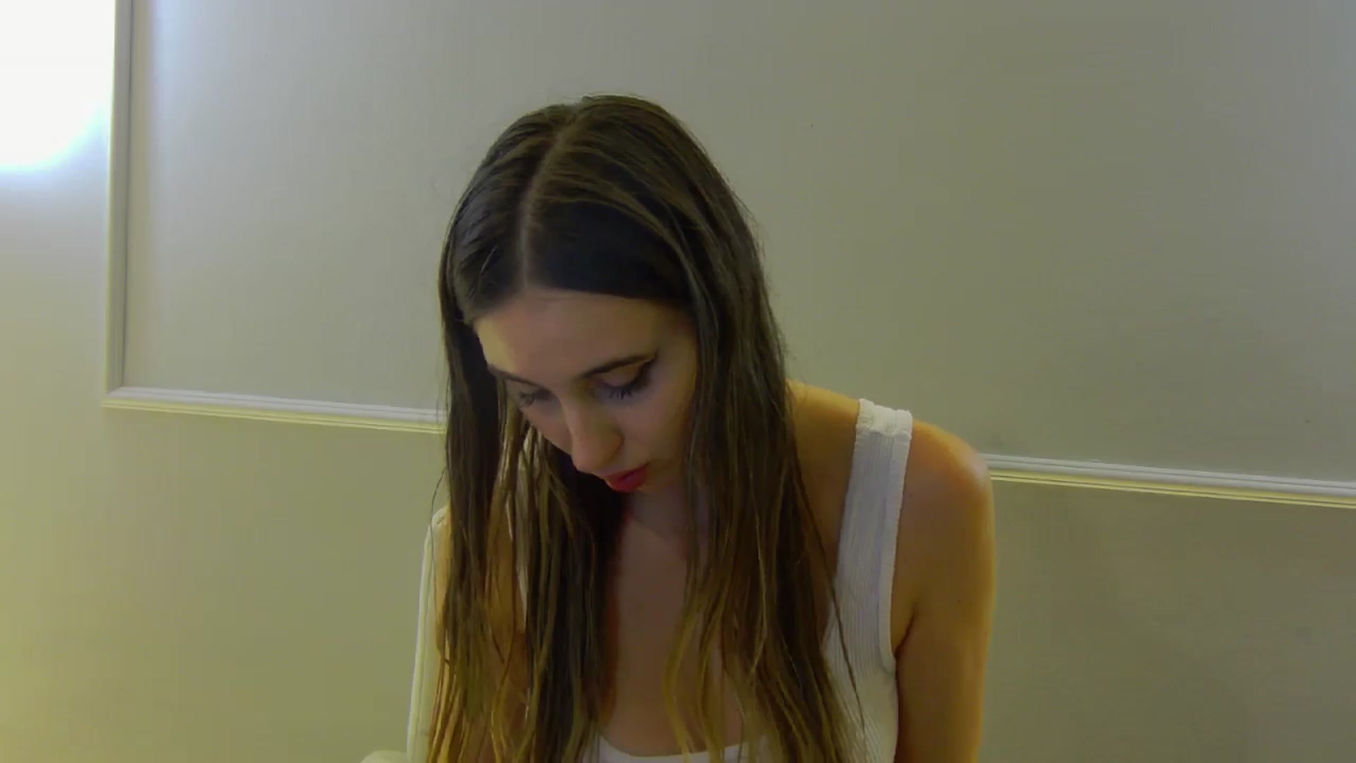 Gallery image thumbnail from Artemiss's myfreecams stream on, 11/11/2024, 22:46 image 18 of 20