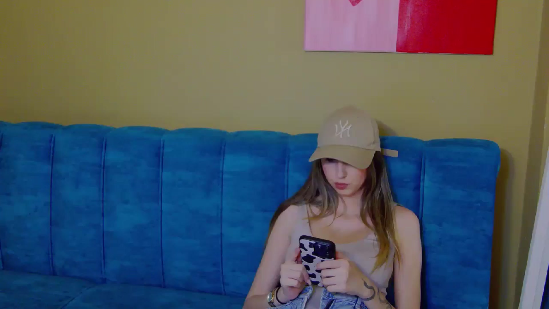 Gallery image thumbnail from Artemiss's myfreecams stream on, 11/16/2024, 24:37 image 11 of 20