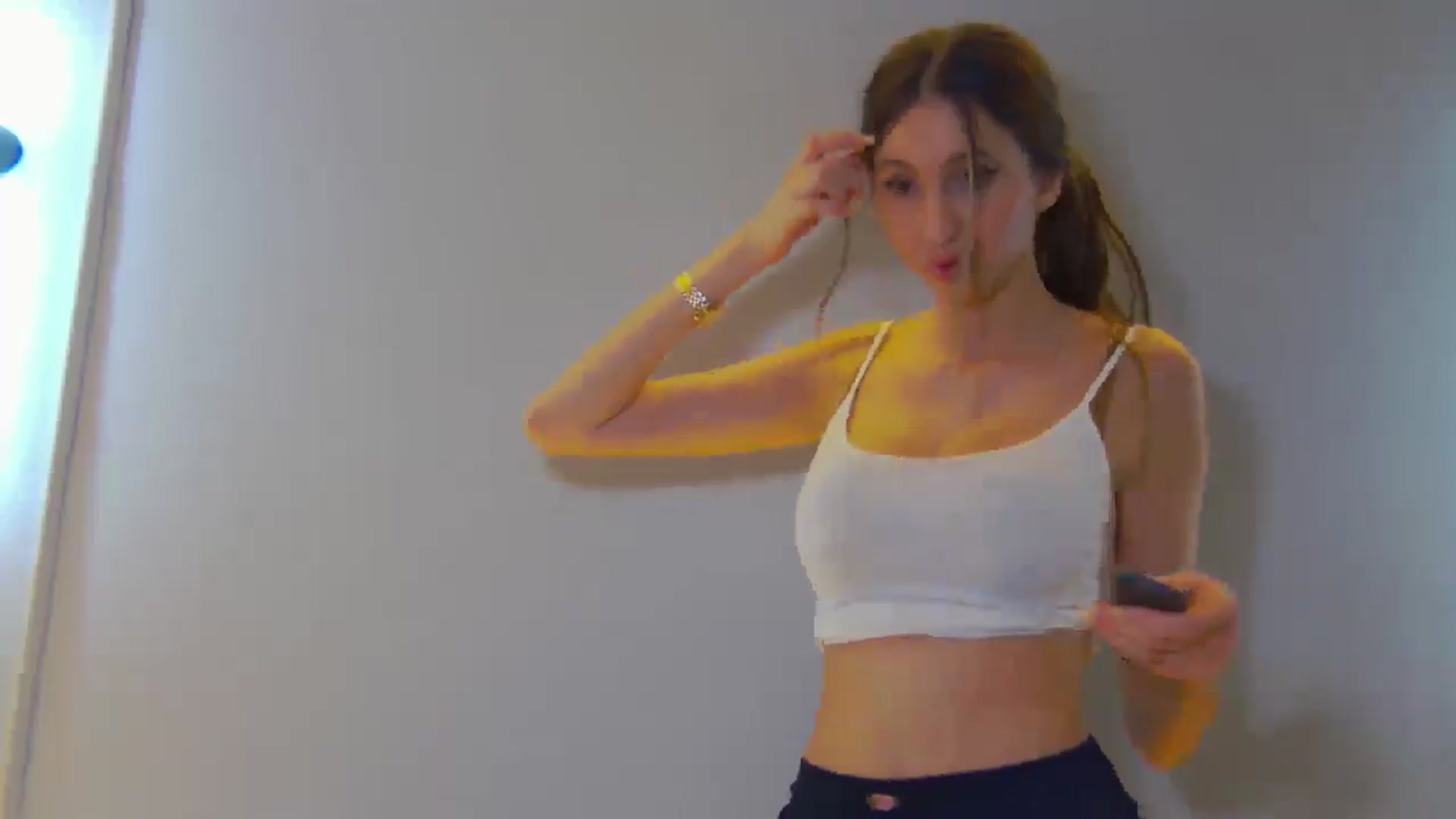 Gallery image thumbnail from Artemiss's myfreecams stream on, 11/21/2024, 22:23 image 10 of 20