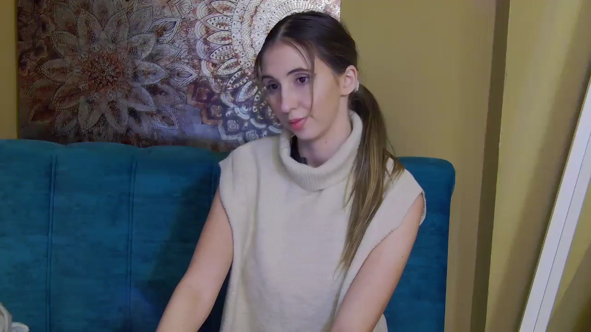 Gallery image thumbnail from Artemiss's myfreecams stream on, 12/05/2024, 24:07 image 20 of 20