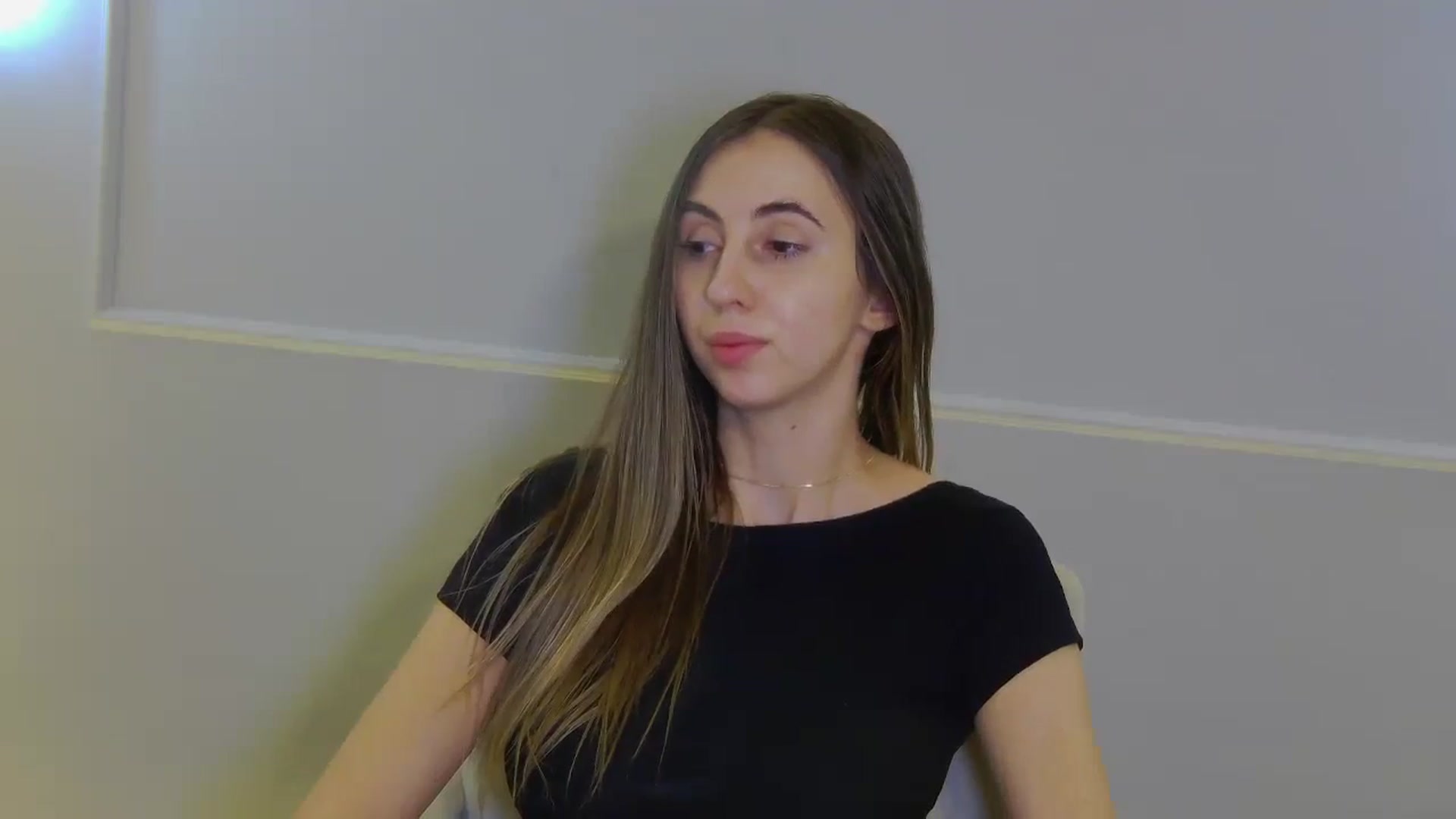 Gallery image thumbnail from Artemiss's myfreecams stream on, 12/15/2024, 22:22 image 8 of 20
