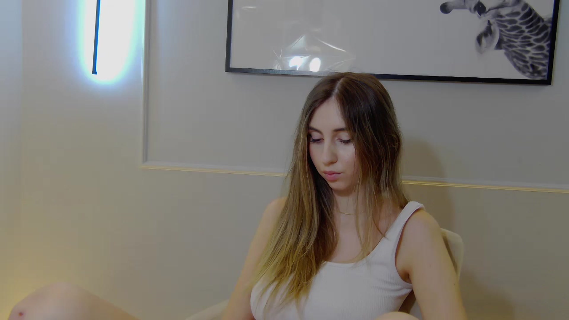 Gallery image thumbnail from Artemiss's myfreecams stream on, 12/23/2024, 22:00 image 13 of 20