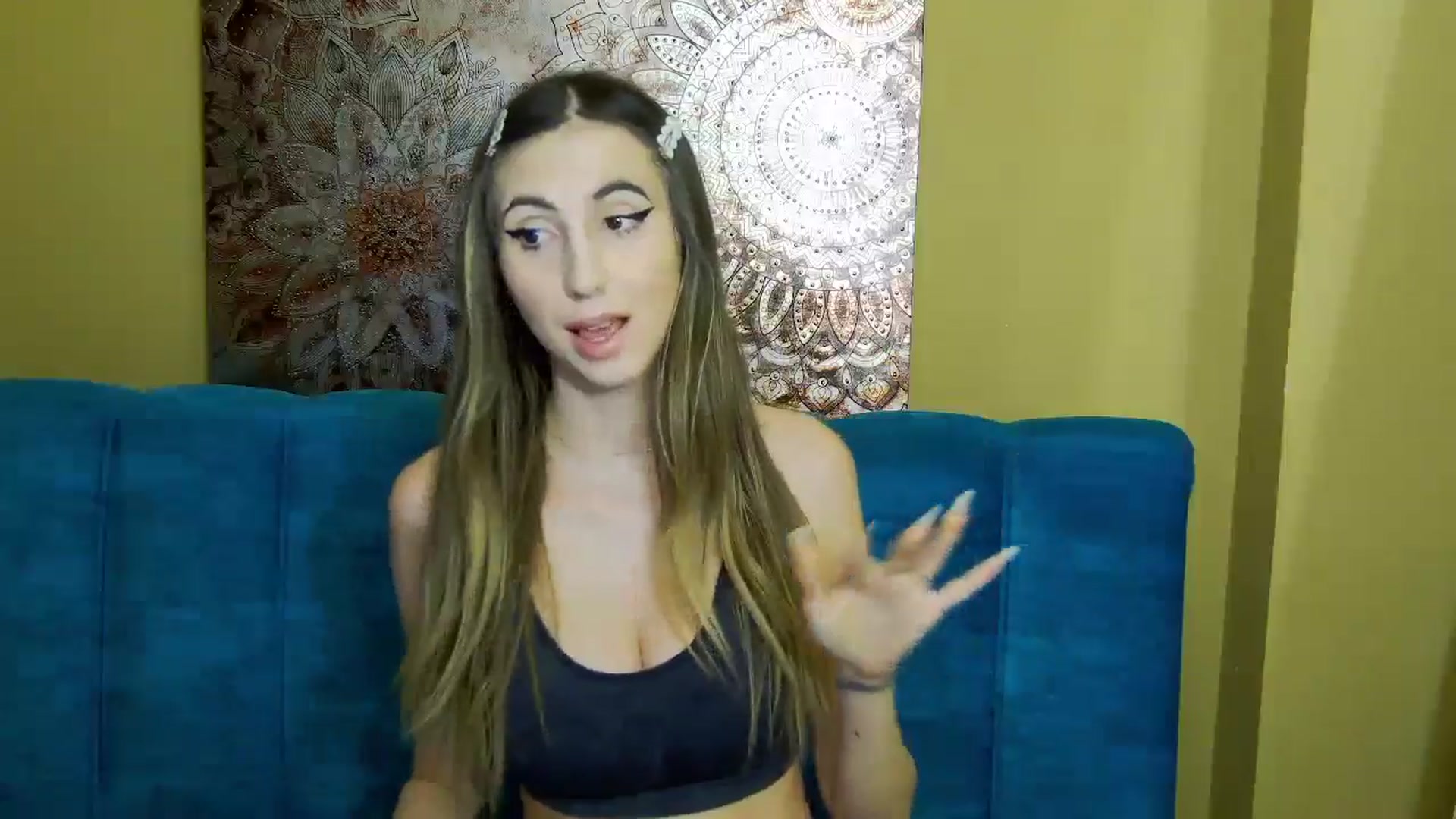 Gallery image thumbnail from Artemiss's myfreecams stream on, 12/28/2024, 23:54 image 4 of 20
