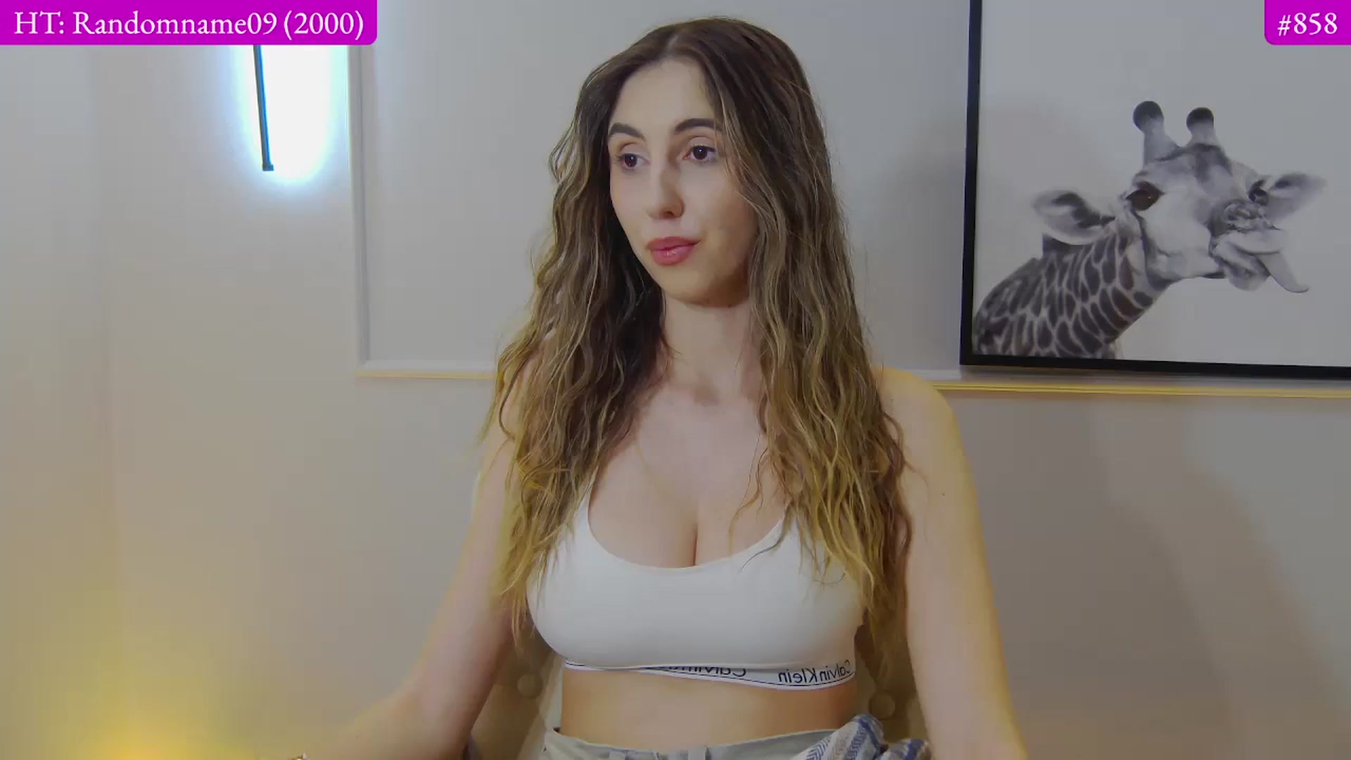 Gallery image thumbnail from Artemiss's myfreecams stream on, 01/03/2025, 21:09 image 1 of 20