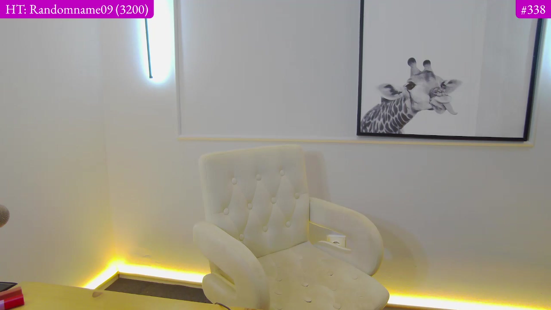 Gallery image thumbnail from Artemiss's myfreecams stream on, 01/04/2025, 24:06 image 12 of 20