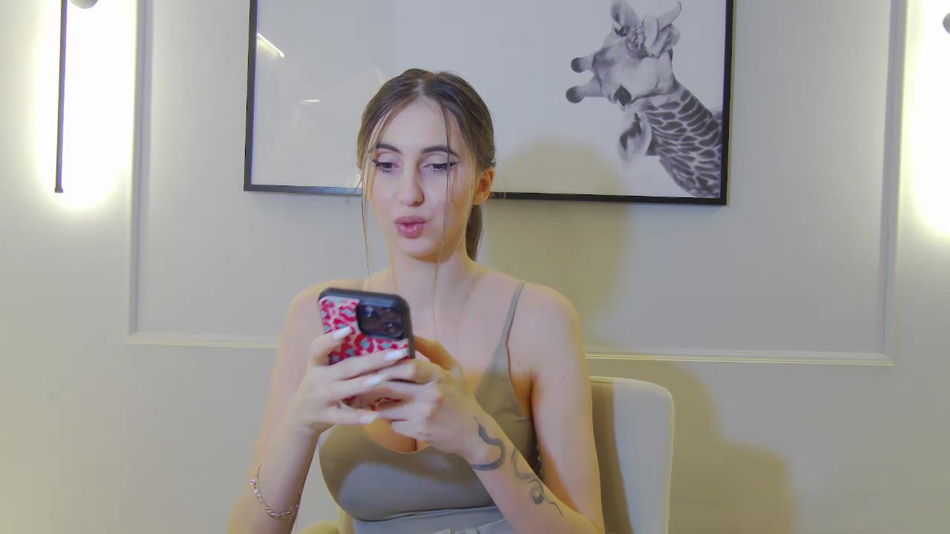 Gallery image thumbnail from Artemiss's myfreecams stream on, 01/10/2025, 23:02 image 8 of 20