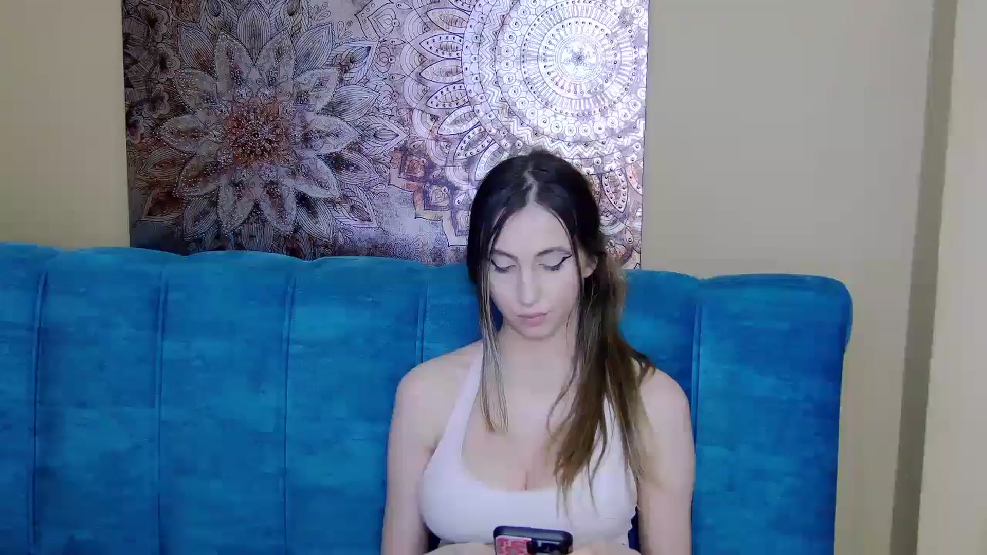 Gallery image thumbnail from Artemiss's myfreecams stream on, 01/23/2025, 24:46 image 5 of 20