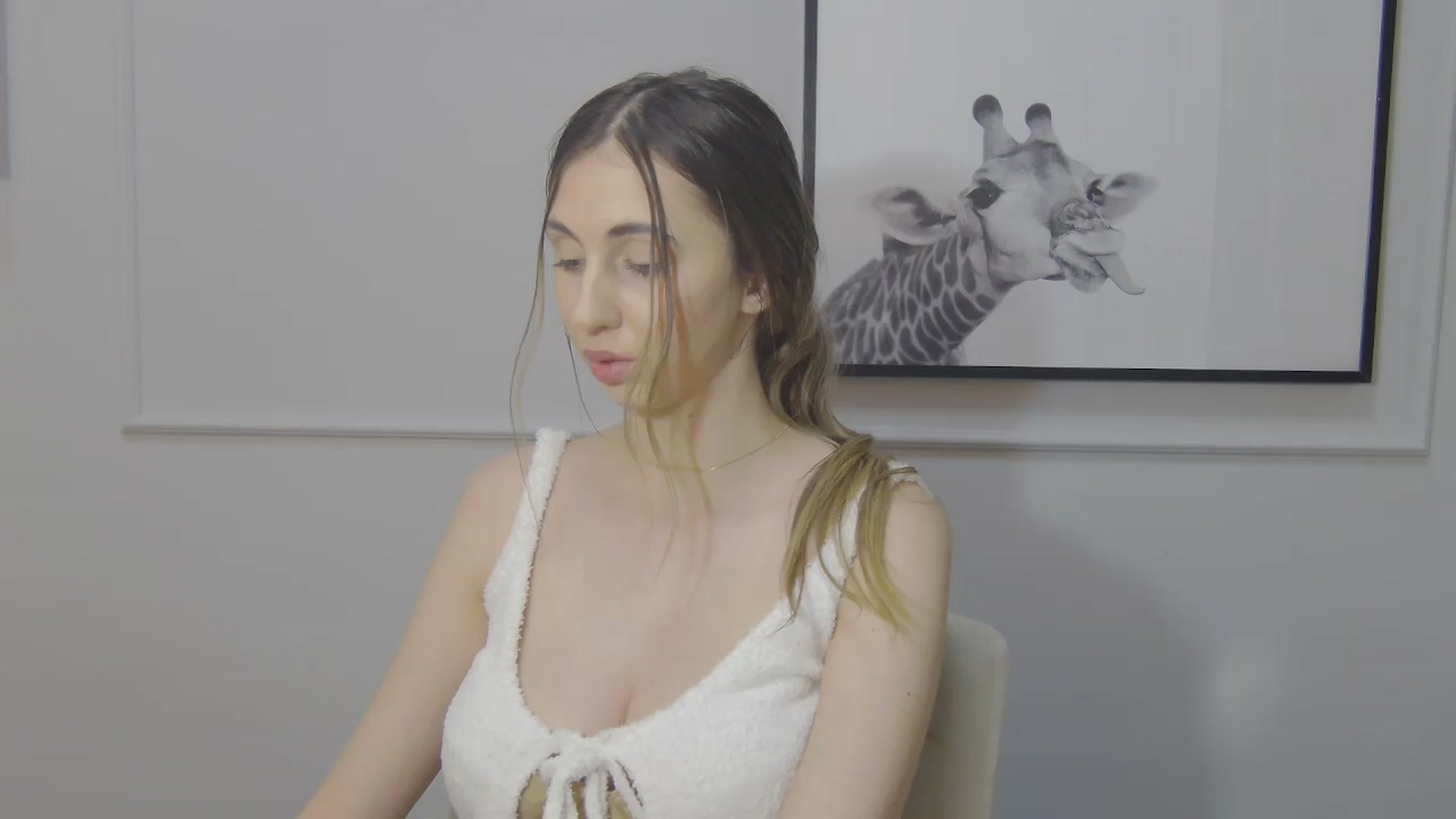 Gallery image thumbnail from Artemiss's myfreecams stream on, 01/23/2025, 19:23 image 20 of 20
