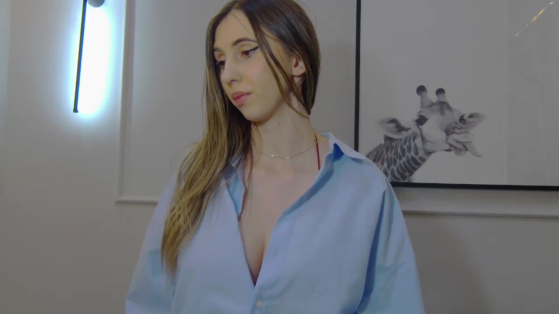 Gallery image thumbnail from Artemiss's myfreecams stream on, 01/29/2025, 19:36 image 2 of 20