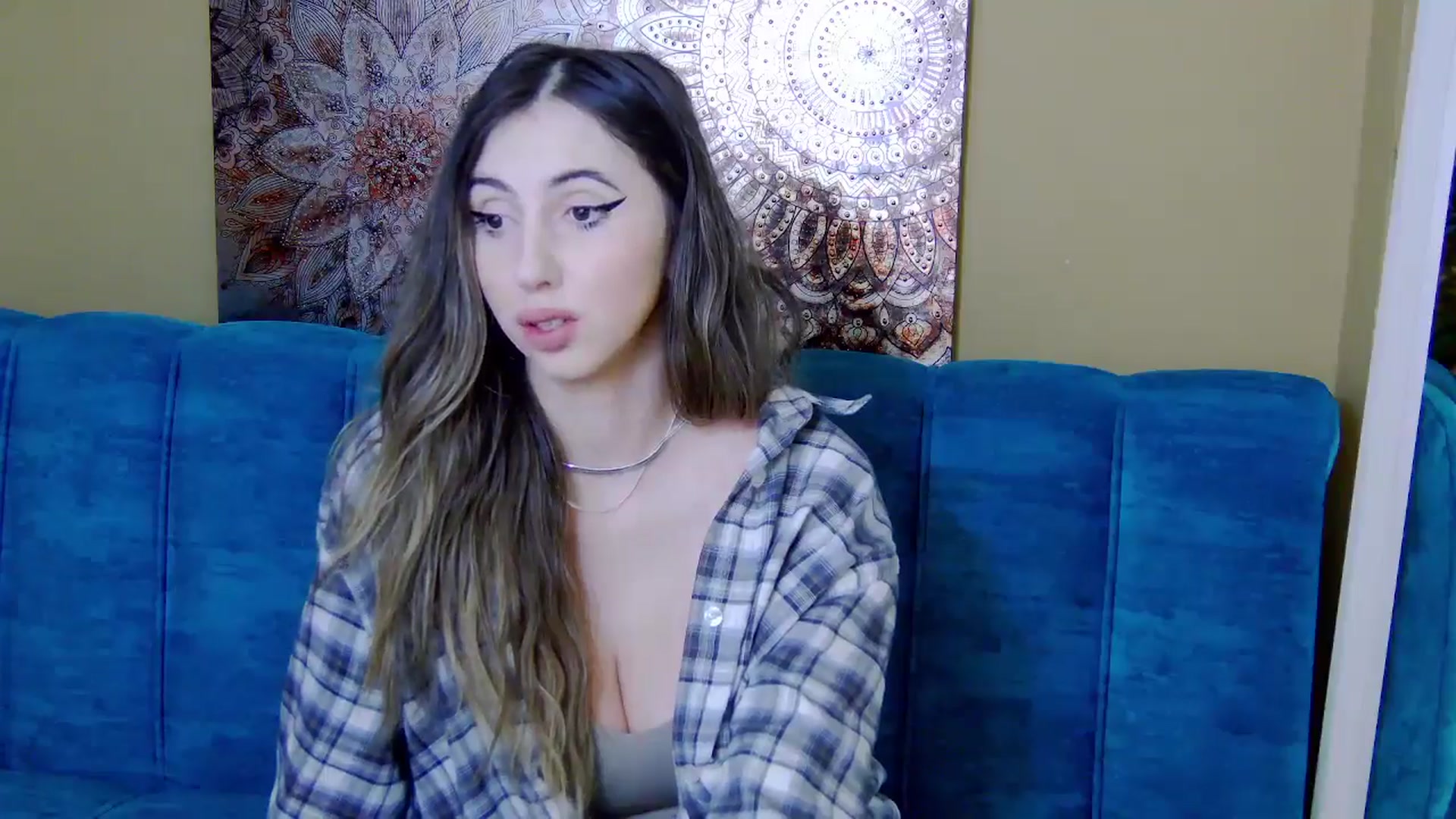 Gallery image thumbnail from Artemiss's myfreecams stream on, 02/02/2025, 19:15 image 13 of 20