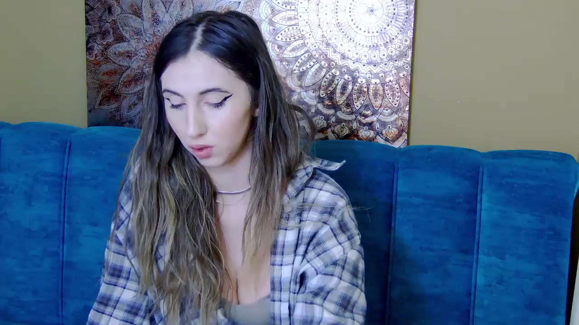 Gallery image thumbnail from Artemiss's myfreecams stream on, 02/02/2025, 19:15 image 6 of 20