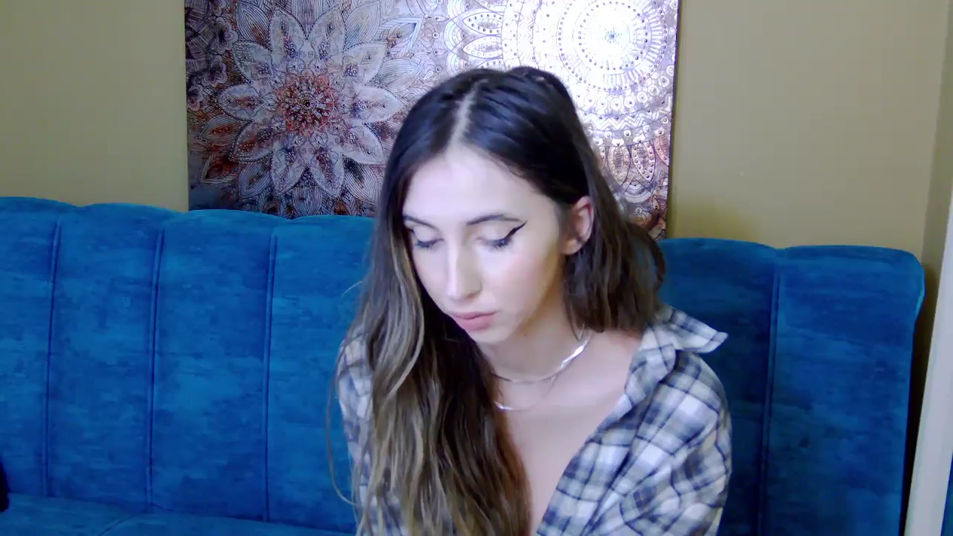 Gallery image thumbnail from Artemiss's myfreecams stream on, 02/02/2025, 19:15 image 16 of 20