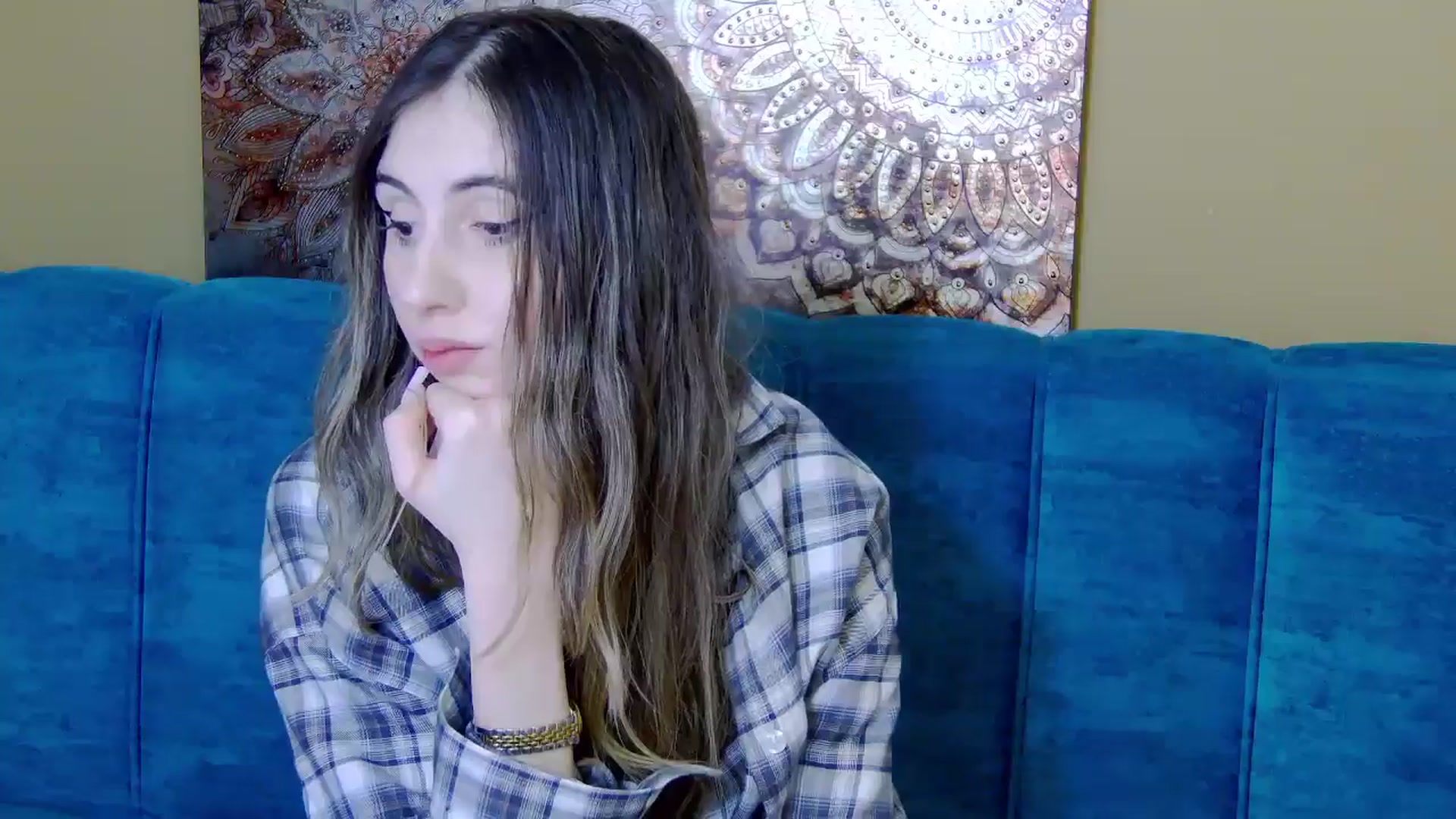 Gallery image thumbnail from Artemiss's myfreecams stream on, 02/02/2025, 22:09 image 17 of 20