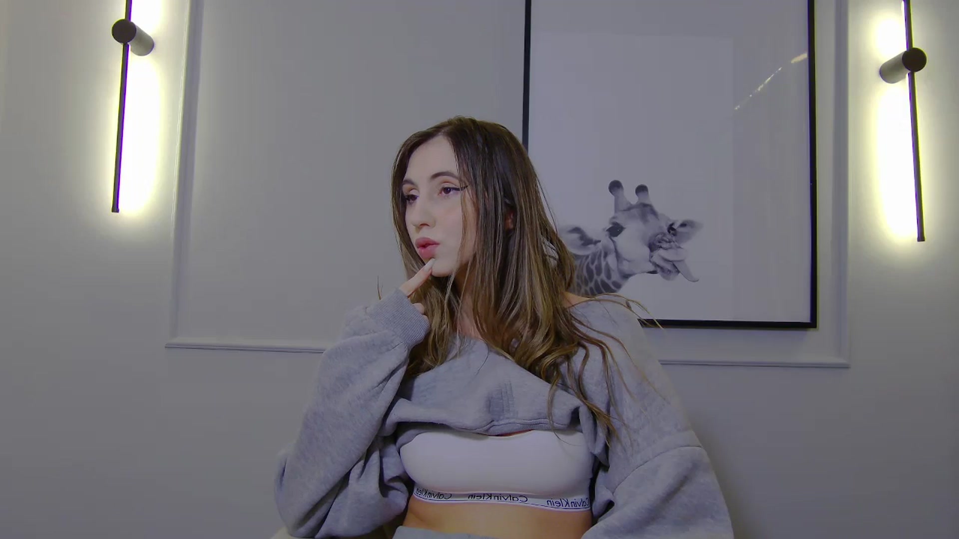 Gallery image thumbnail from Artemiss's myfreecams stream on, 02/17/2025, 19:02 image 14 of 20