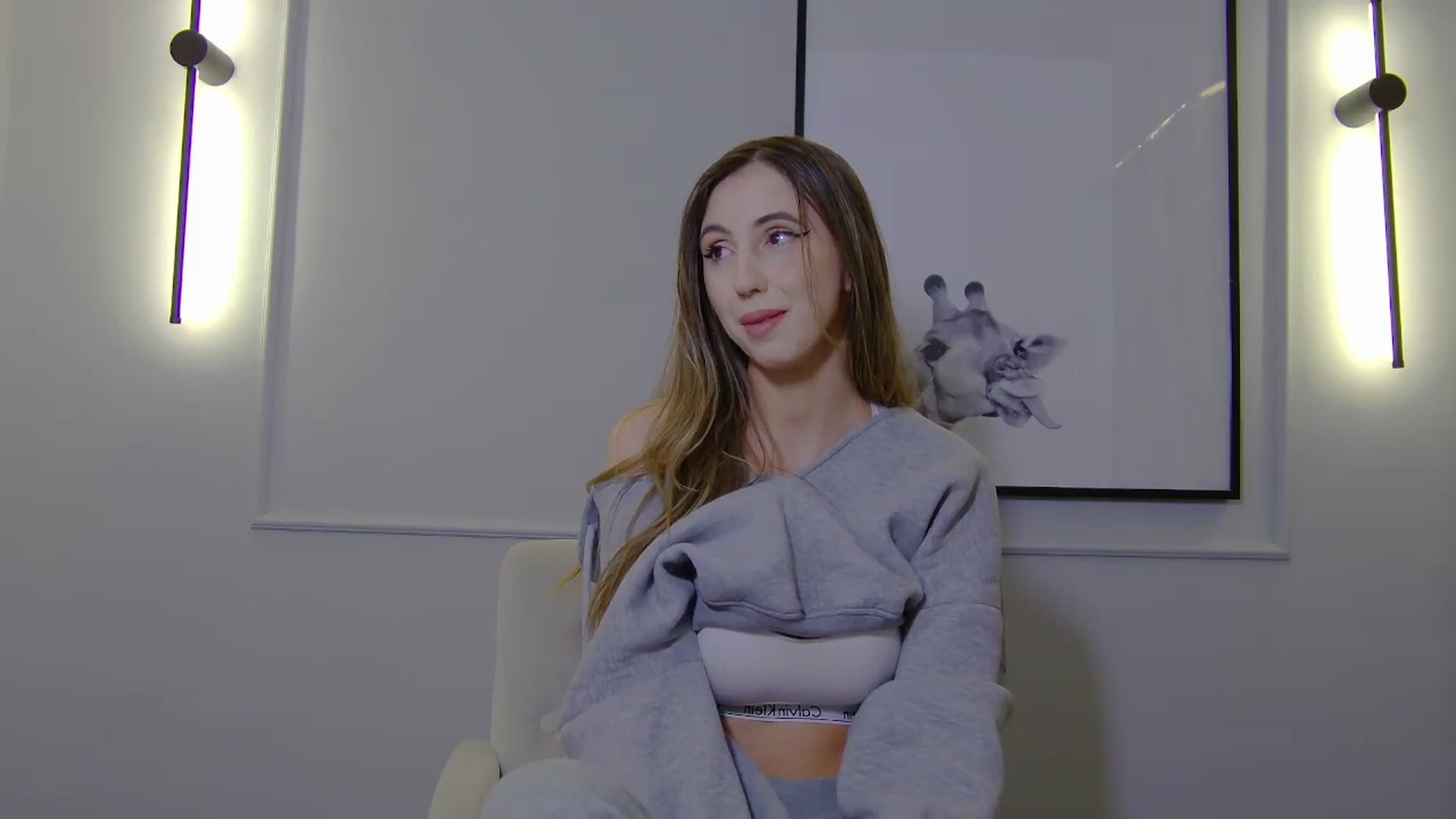 Gallery image thumbnail from Artemiss's myfreecams stream on, 02/17/2025, 19:02 image 15 of 20