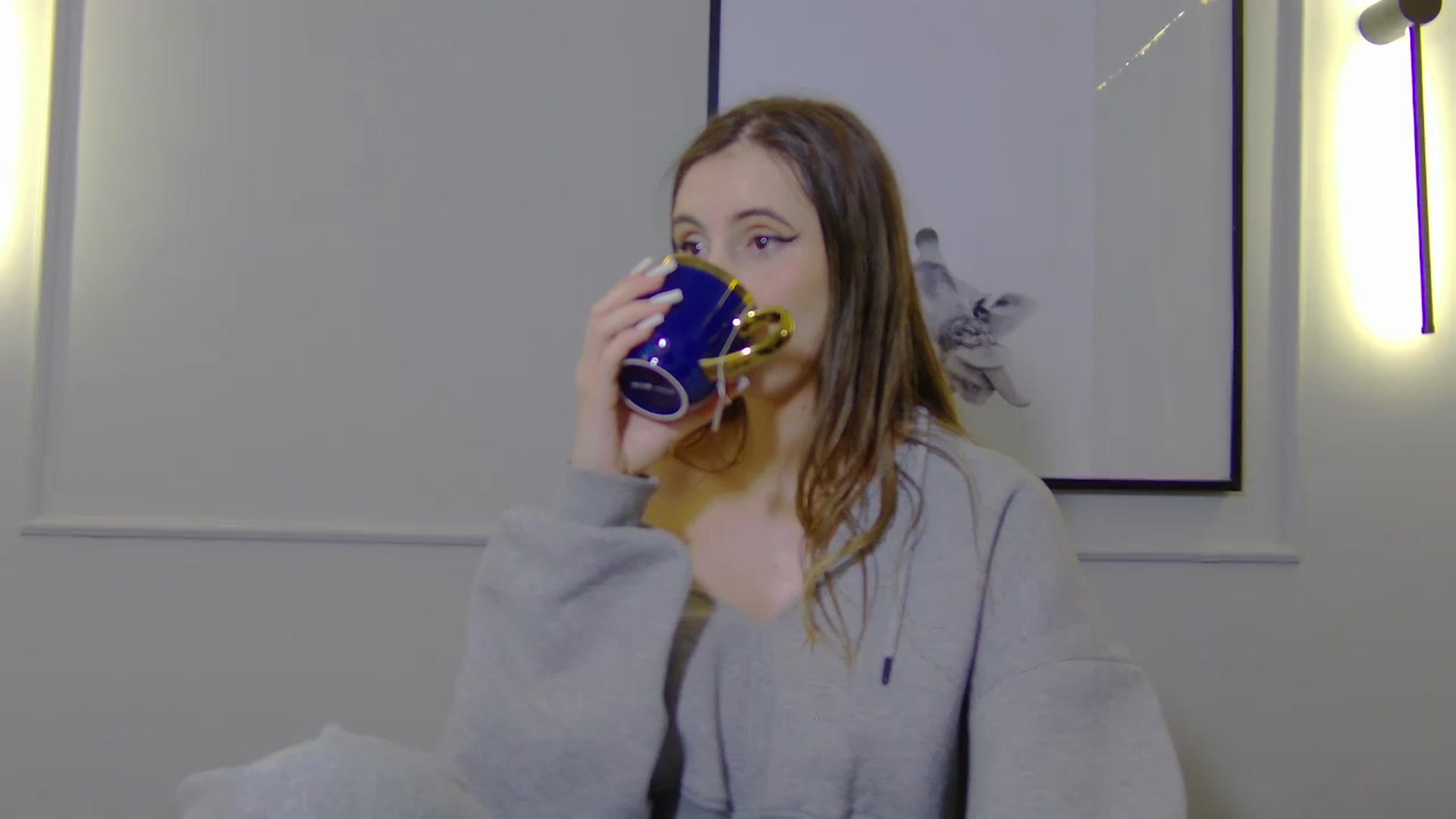 Gallery image thumbnail from Artemiss's myfreecams stream on, 02/17/2025, 20:37 image 6 of 20