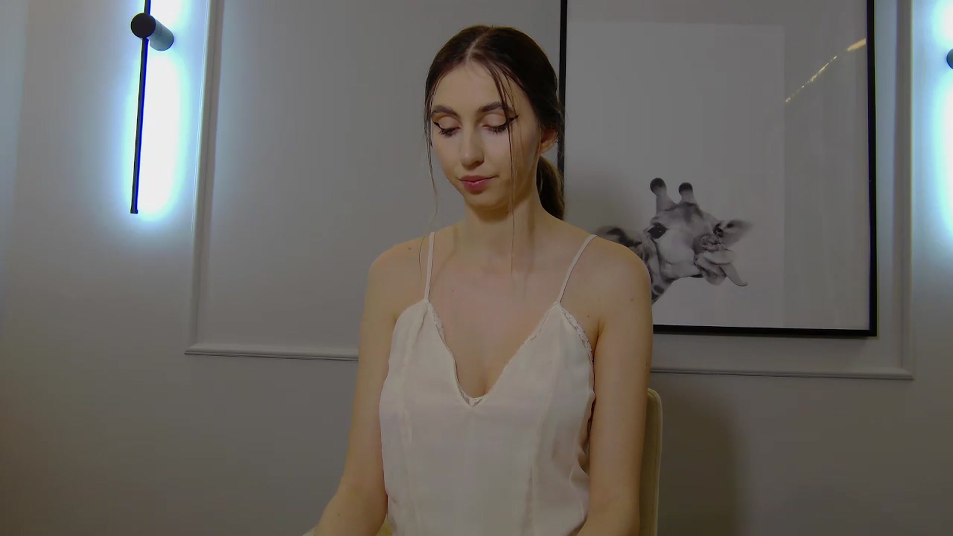 Gallery image thumbnail from Artemiss's myfreecams stream on, 02/20/2025, 20:06 image 12 of 20