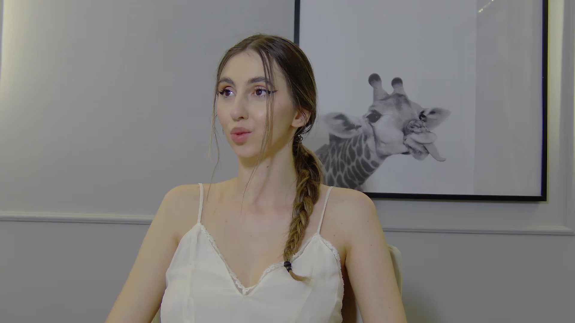 Gallery image thumbnail from Artemiss's myfreecams stream on, 02/21/2025, 24:03 image 19 of 20