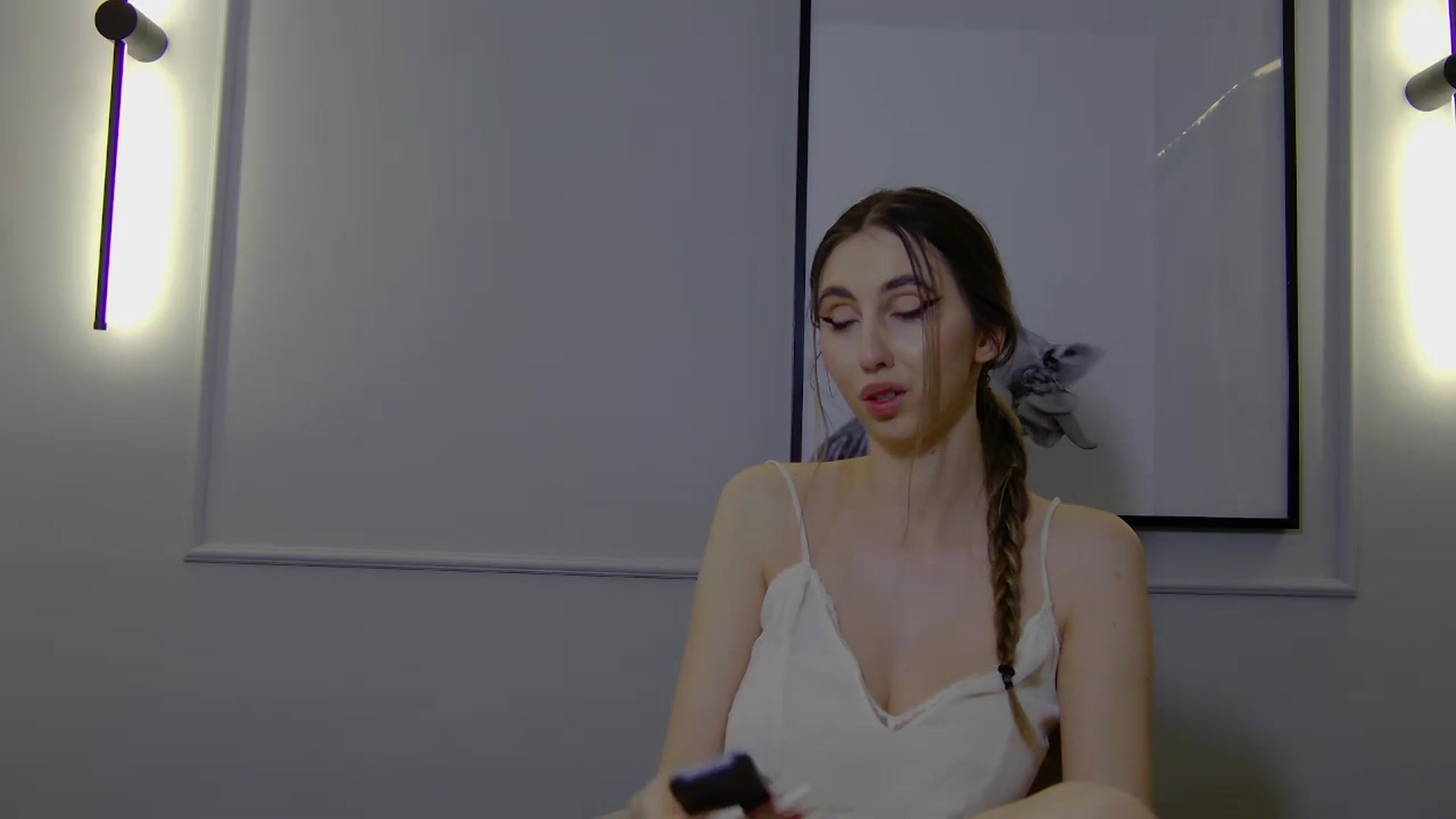 Gallery image thumbnail from Artemiss's myfreecams stream on, 02/21/2025, 24:03 image 2 of 20