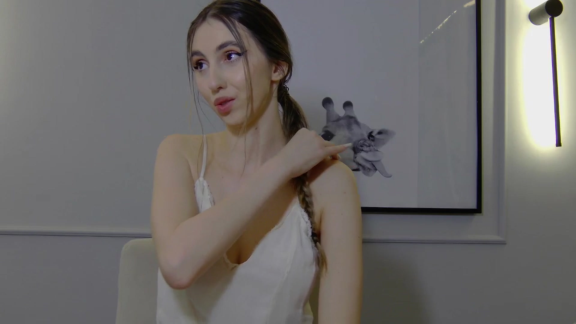 Gallery image thumbnail from Artemiss's myfreecams stream on, 02/21/2025, 24:03 image 10 of 20