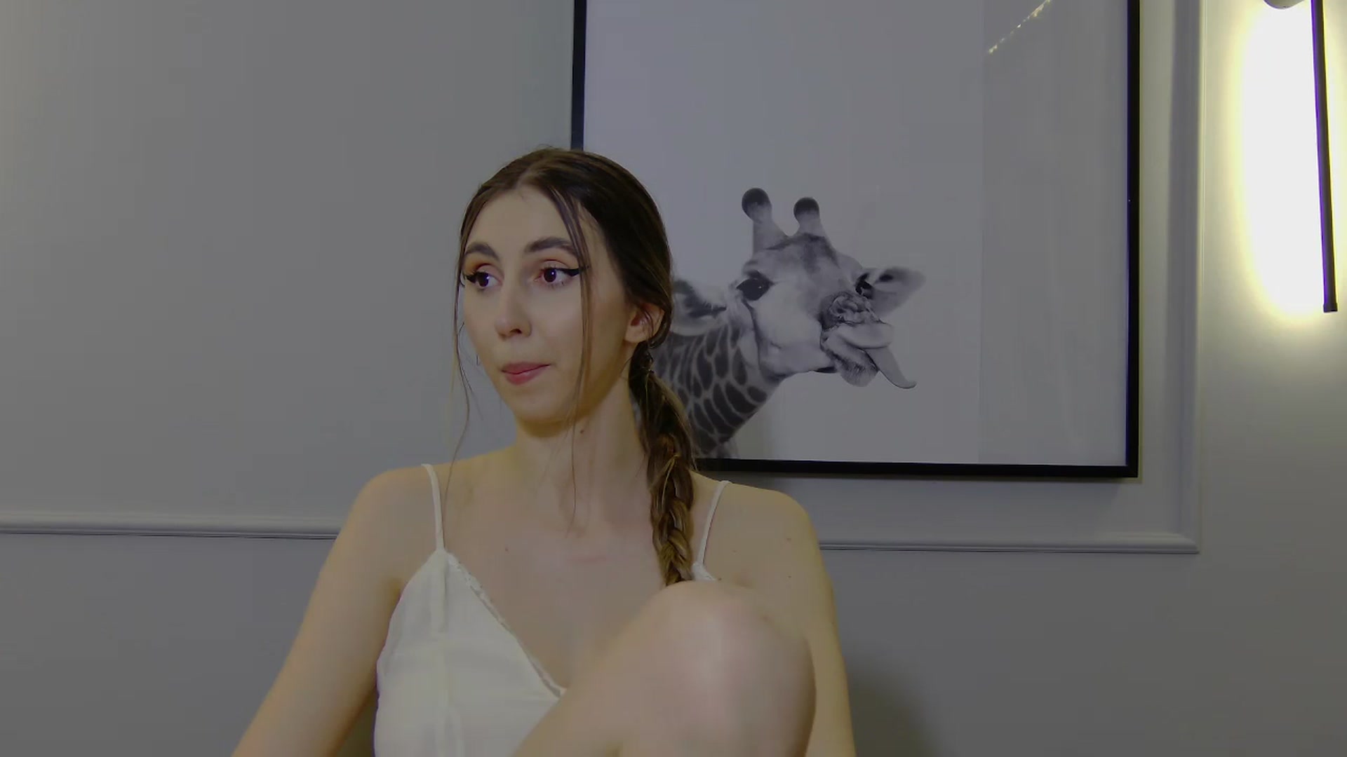 Gallery image thumbnail from Artemiss's myfreecams stream on, 02/21/2025, 24:03 image 6 of 20
