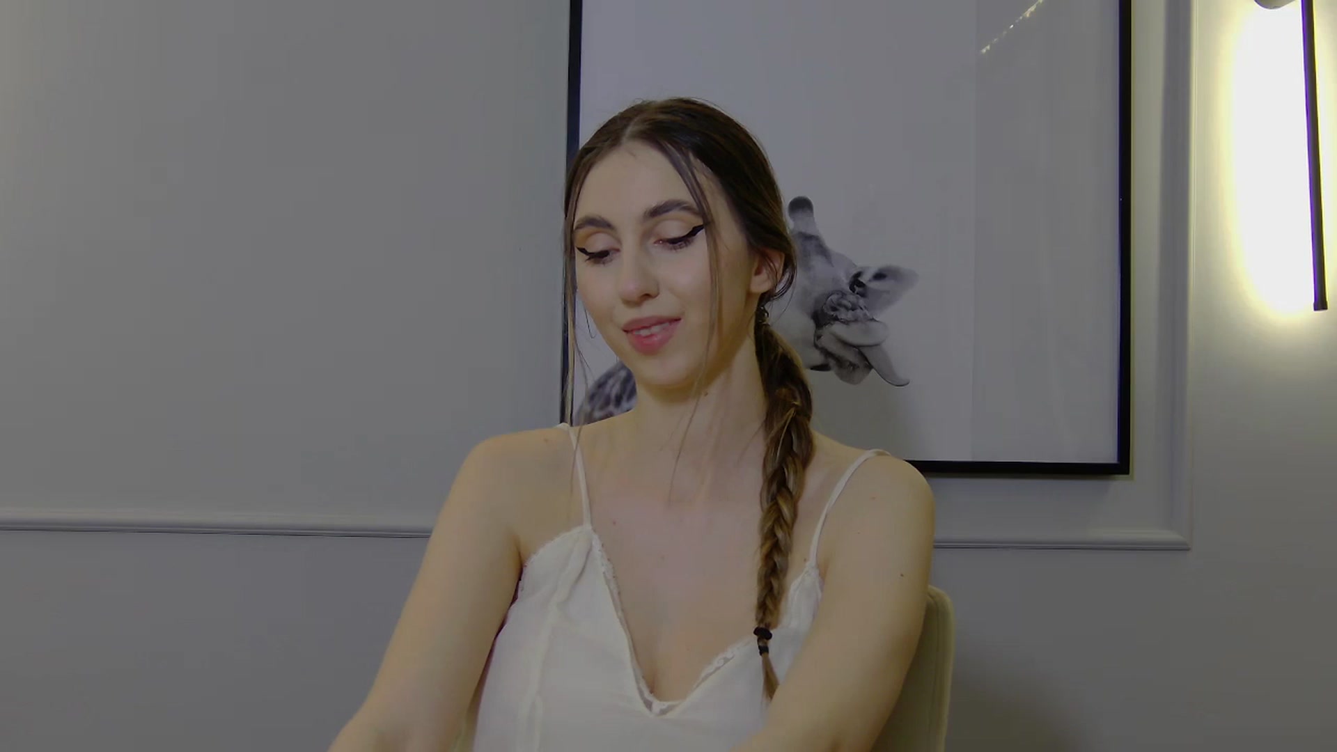 Gallery image thumbnail from Artemiss's myfreecams stream on, 02/21/2025, 24:03 image 4 of 20