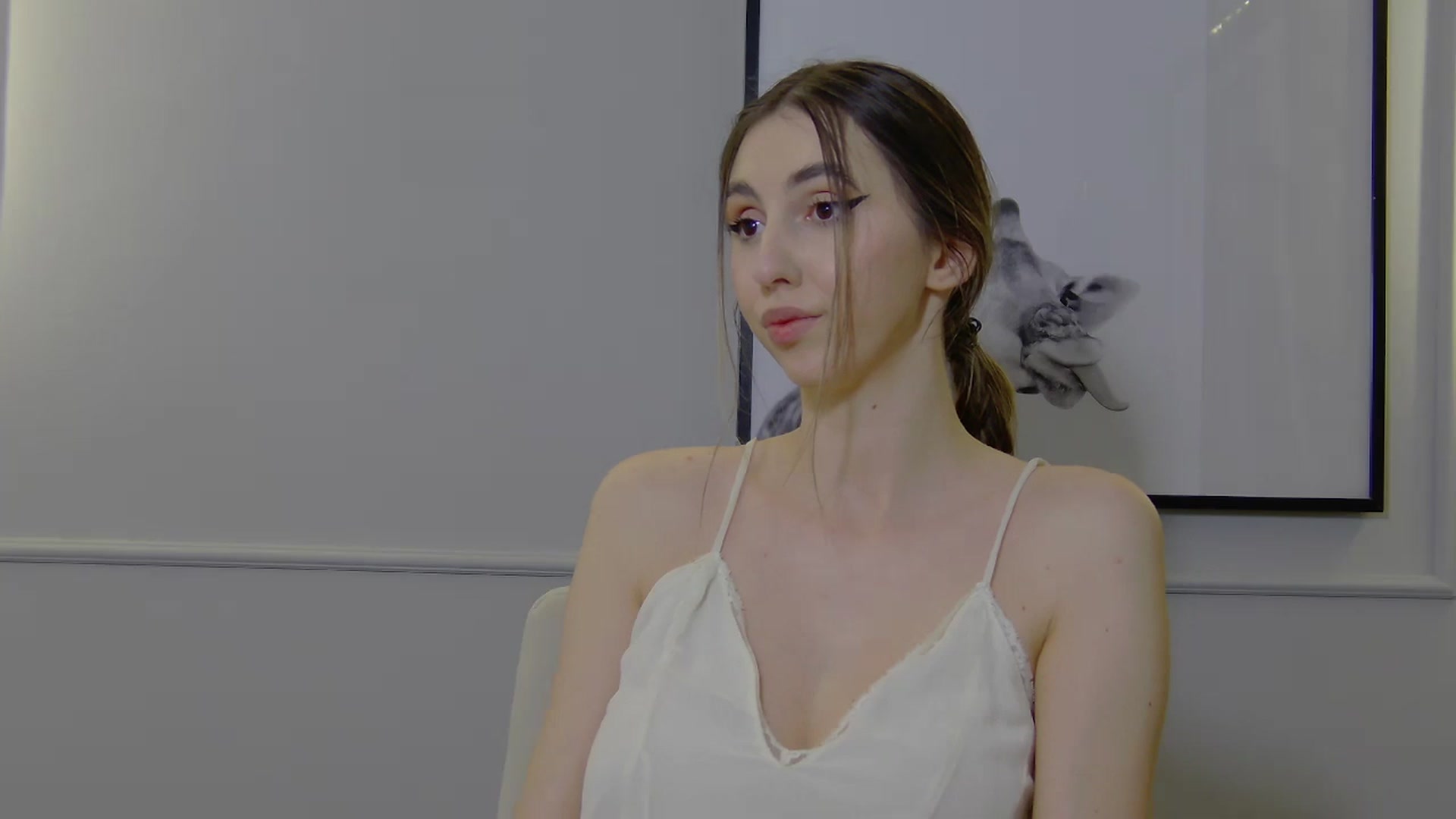 Gallery image thumbnail from Artemiss's myfreecams stream on, 02/21/2025, 24:48 image 19 of 20