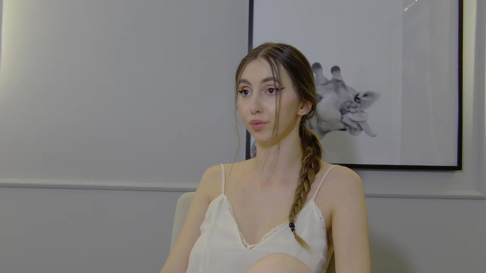 Gallery image thumbnail from Artemiss's myfreecams stream on, 02/21/2025, 24:48 image 2 of 20