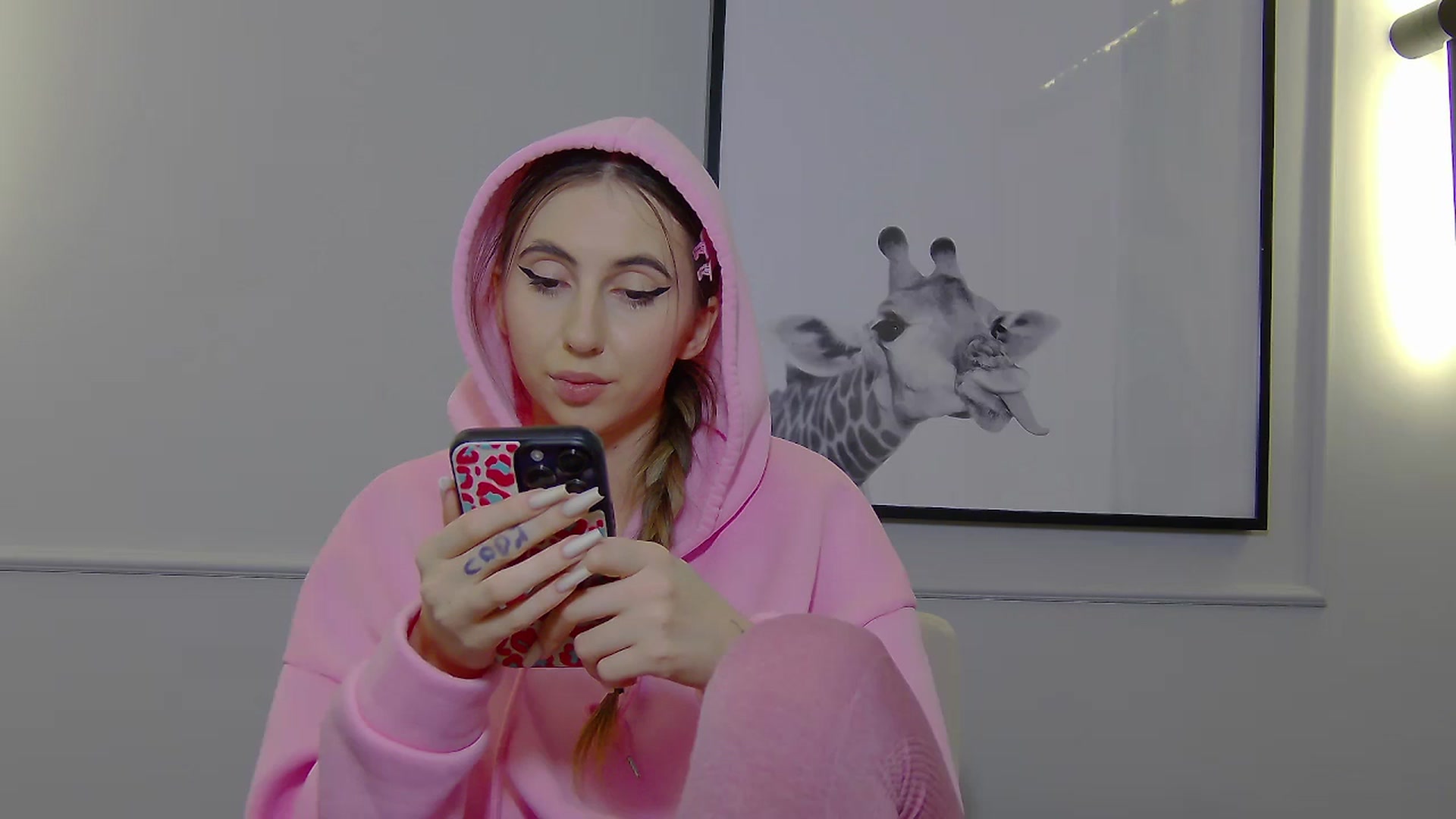 Gallery image thumbnail from Artemiss's myfreecams stream on, 02/21/2025, 20:34 image 3 of 20