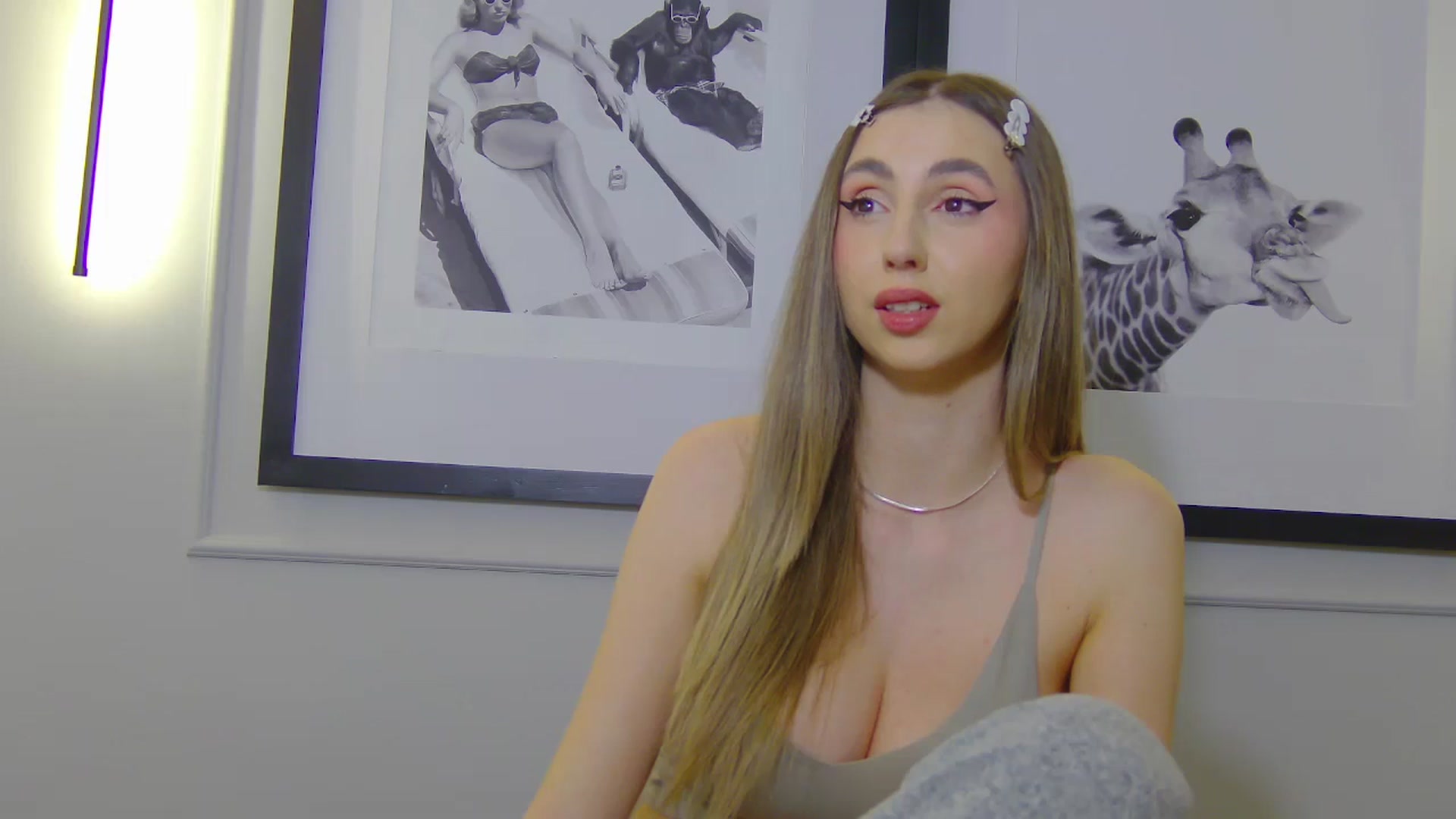 Gallery image thumbnail from Artemiss's myfreecams stream on, 02/27/2025, 22:58 image 15 of 20