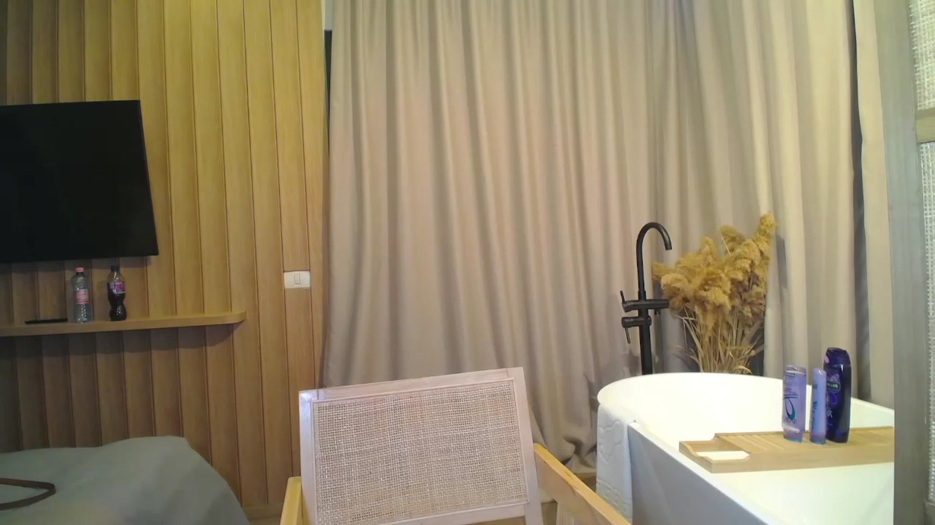 Gallery image thumbnail from Artemiss's myfreecams stream on, 03/01/2025, 20:07 image 20 of 20