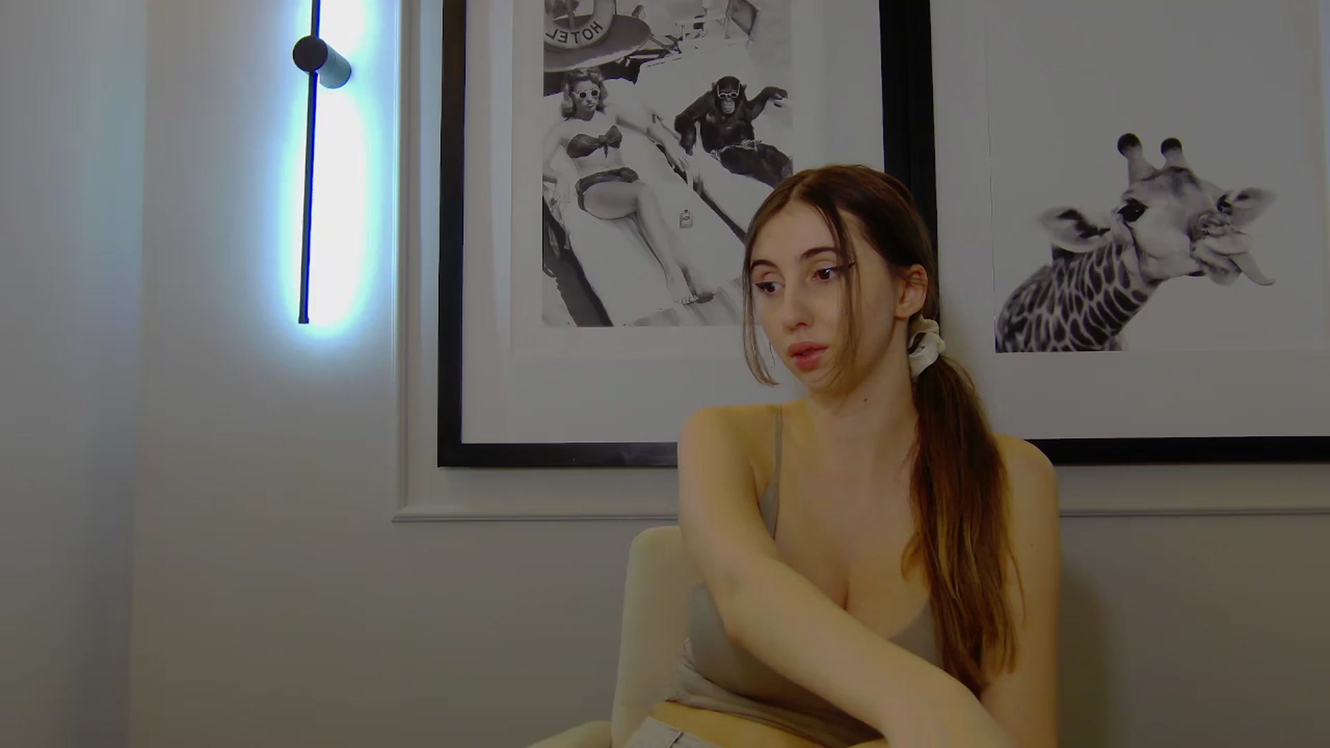 Gallery image thumbnail from Artemiss's myfreecams stream on, 03/06/2025, 21:02 image 4 of 20