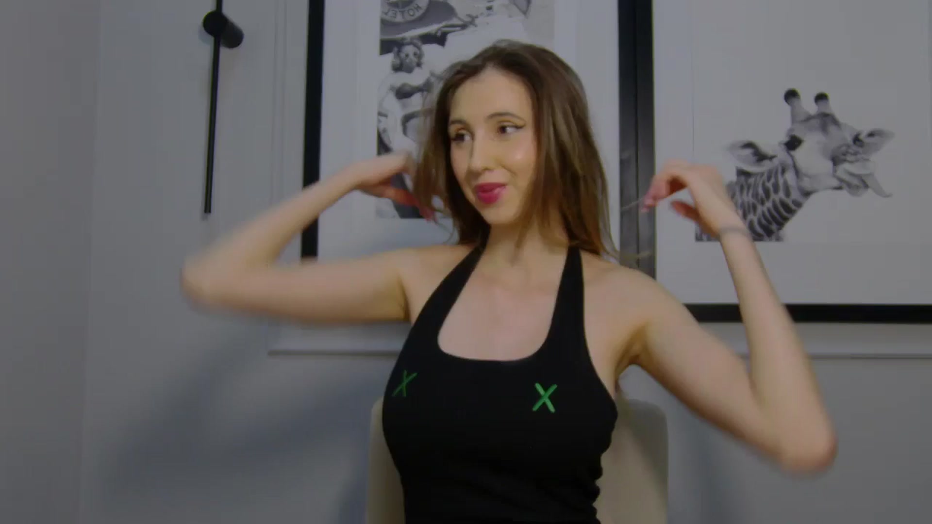 Gallery image thumbnail from Artemiss's myfreecams stream on, 03/13/2025, 18:35 image 4 of 20