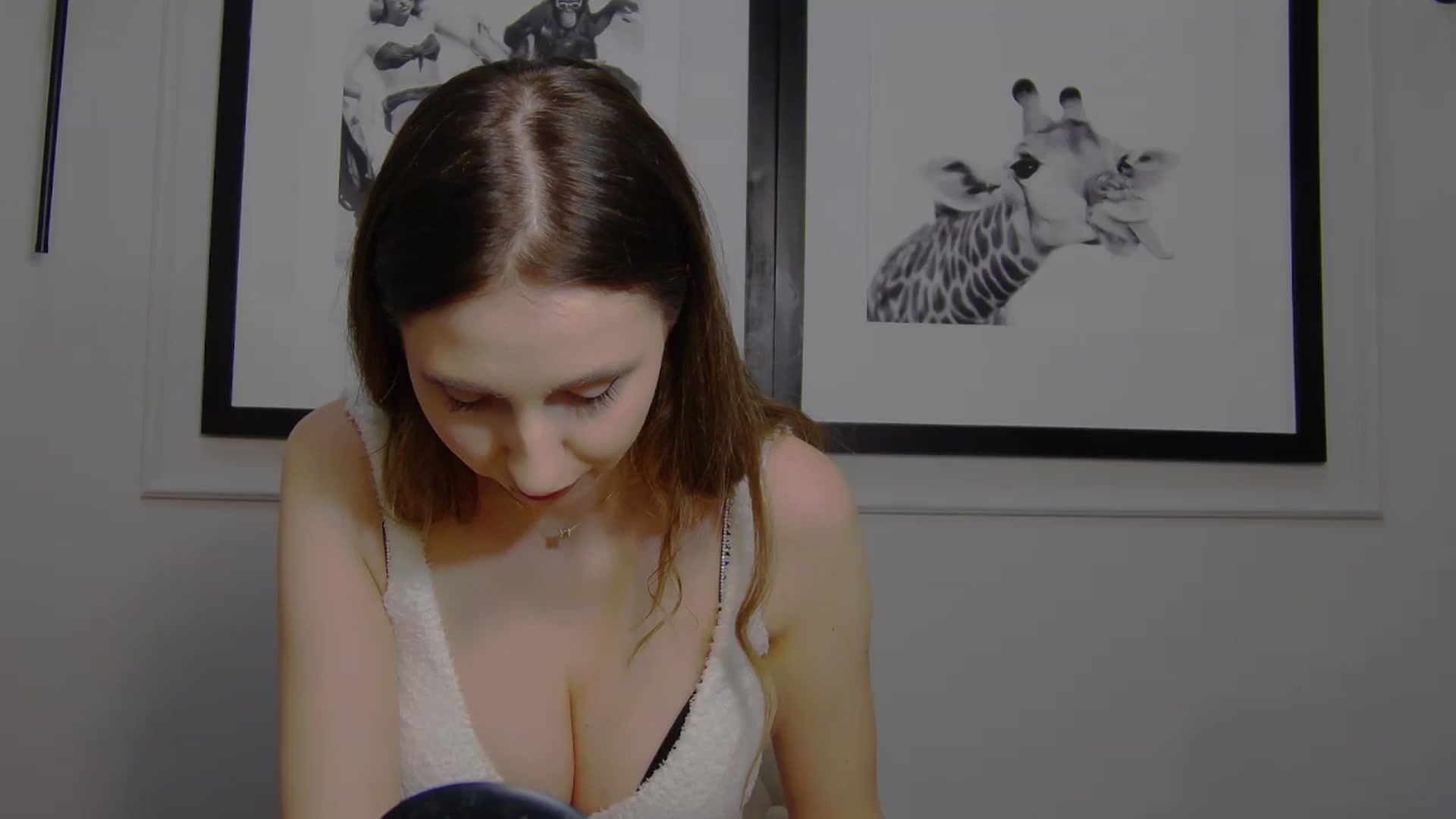 Gallery image thumbnail from Artemiss's myfreecams stream on, 03/21/2025, 23:12 image 14 of 20