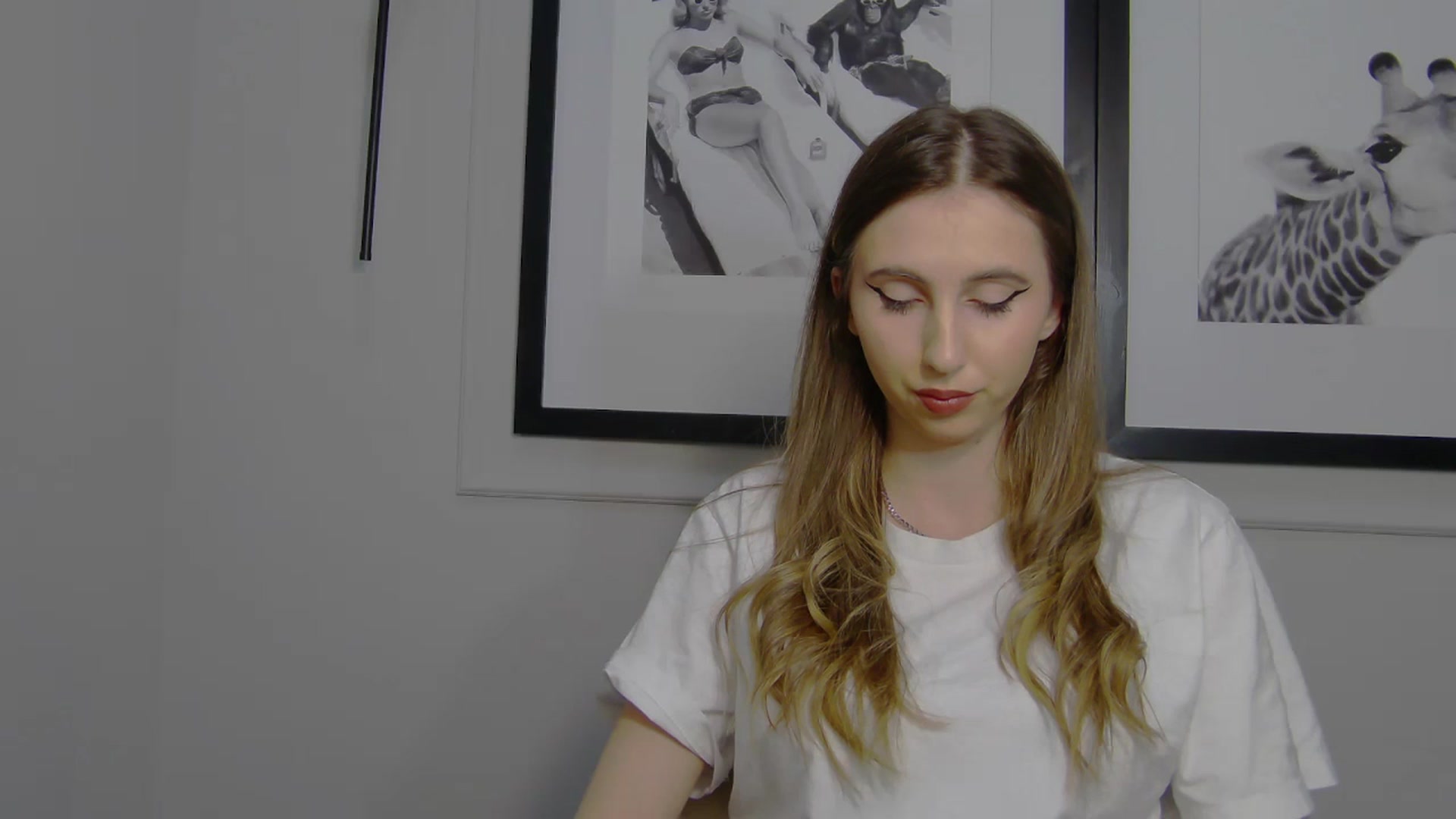 Gallery image thumbnail from Artemiss's myfreecams stream on, 03/21/2025, 23:44 image 9 of 20