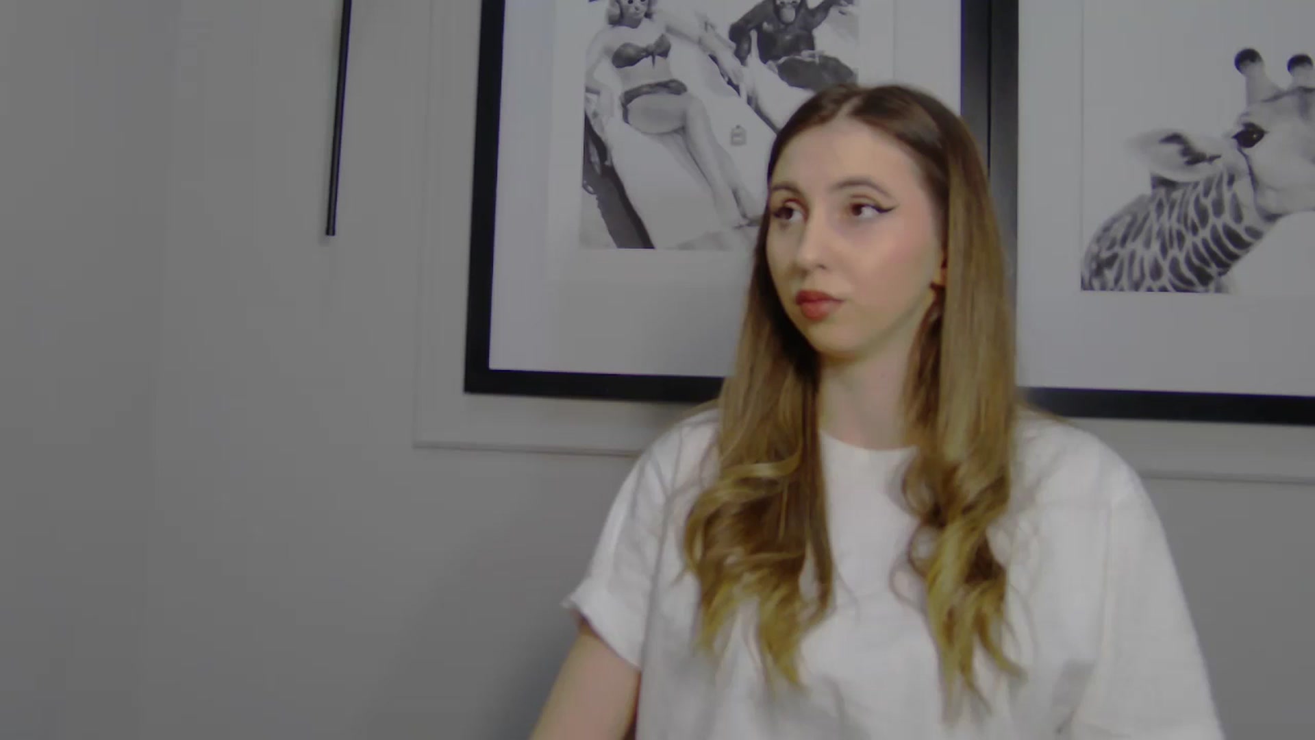 Gallery image thumbnail from Artemiss's myfreecams stream on, 03/21/2025, 23:44 image 13 of 20