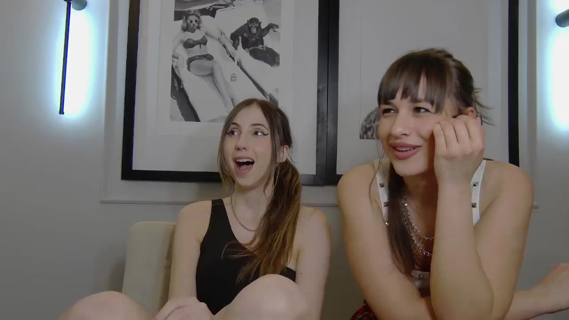Gallery image thumbnail from Artemiss's myfreecams stream on, 03/22/2025, 21:25 image 14 of 20