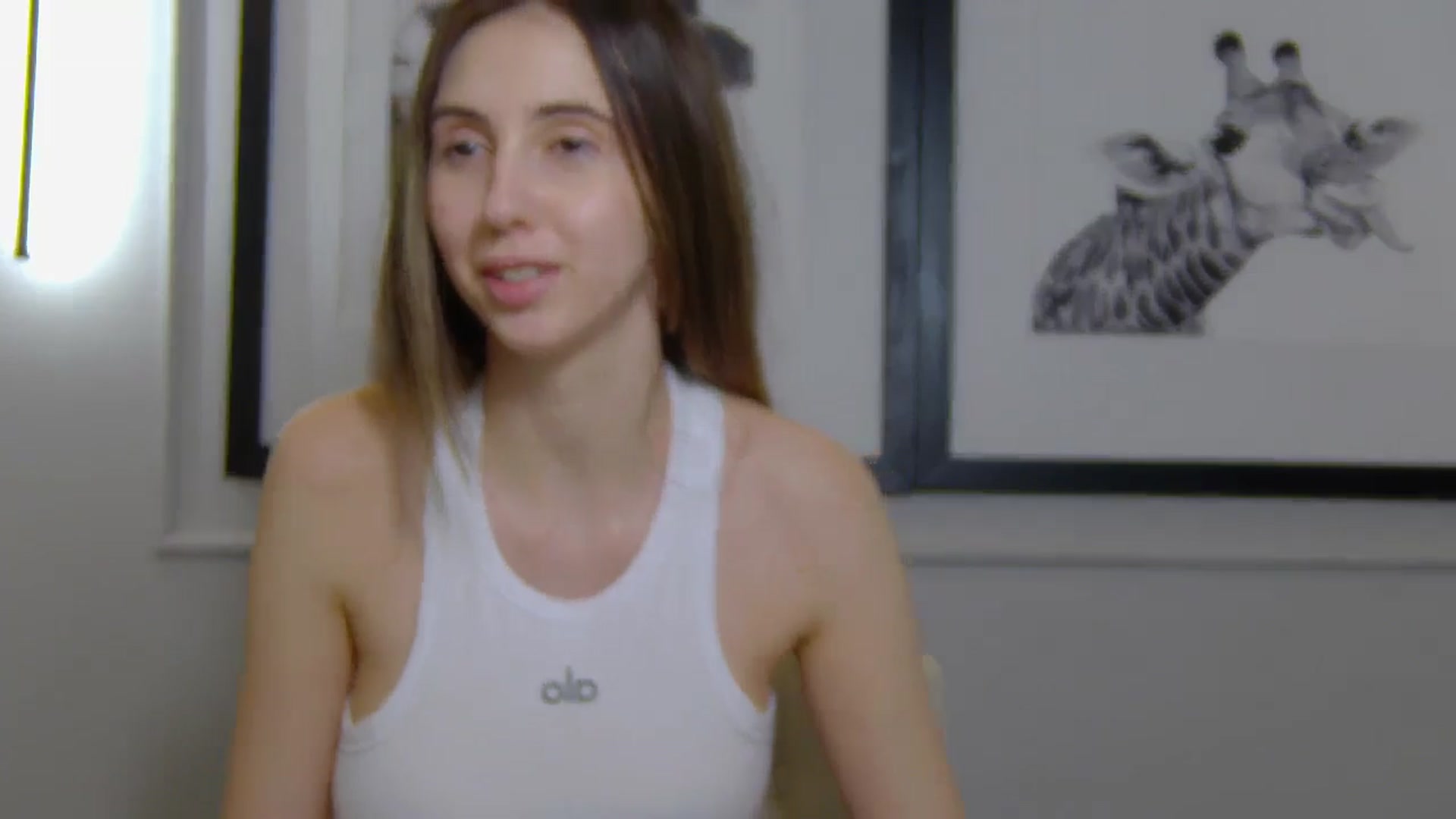 Gallery image thumbnail from Artemiss's myfreecams stream on, 03/26/2025, 21:47 image 14 of 20