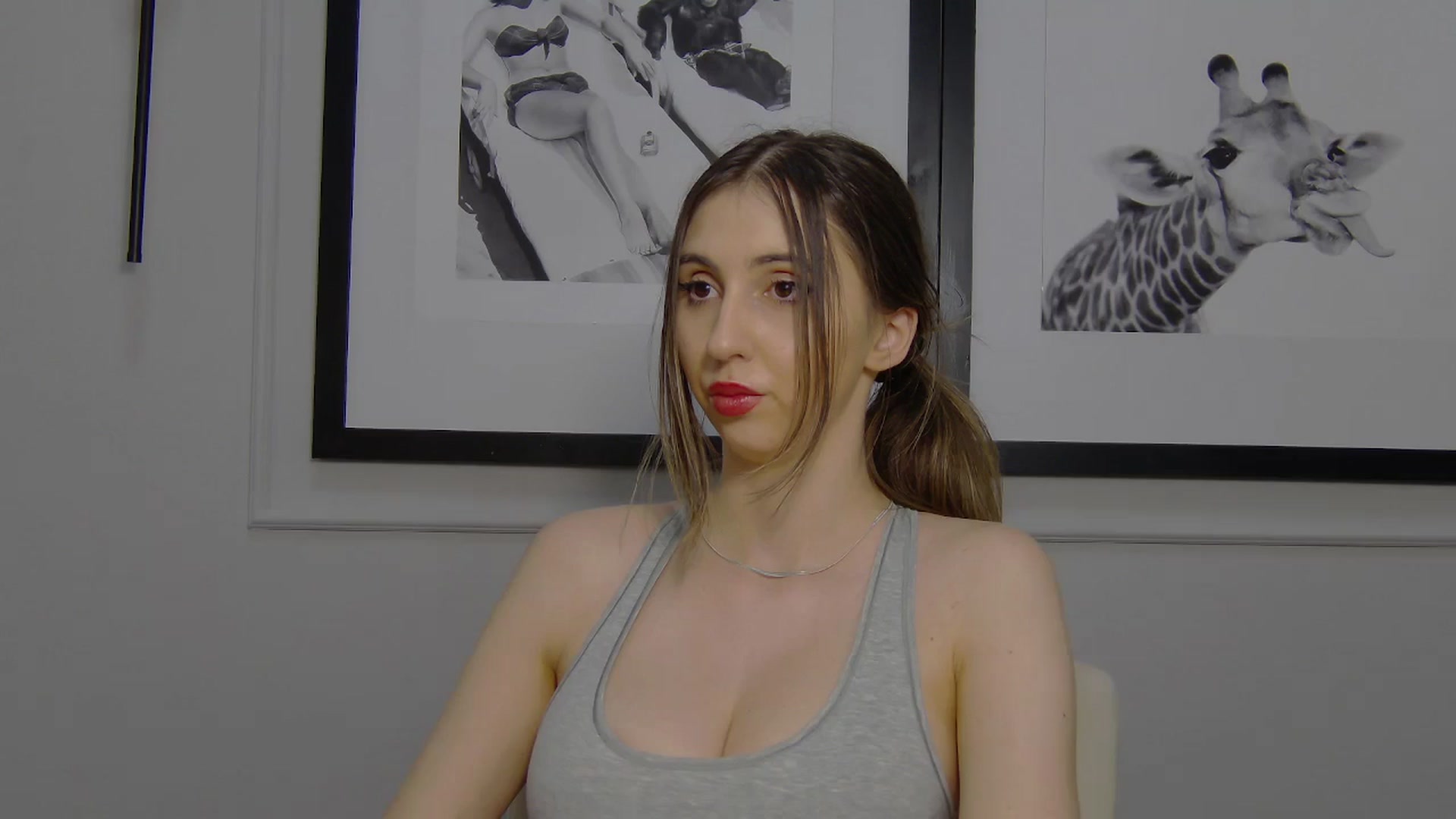 Gallery image thumbnail from Artemiss's myfreecams stream on, 03/27/2025, 23:49 image 4 of 20