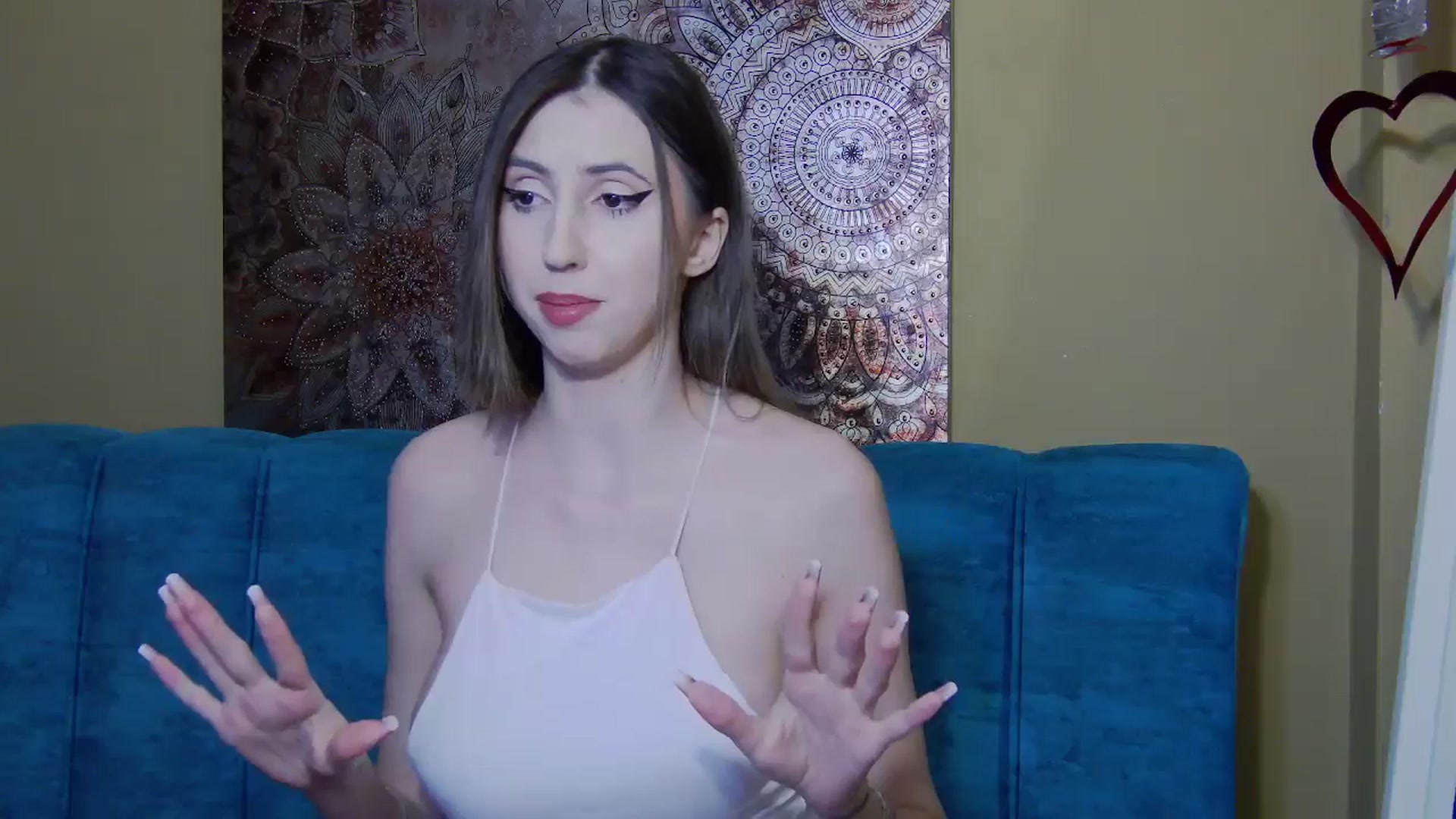 Gallery image thumbnail from Artemiss's myfreecams stream on, 03/29/2025, 20:00 image 3 of 20