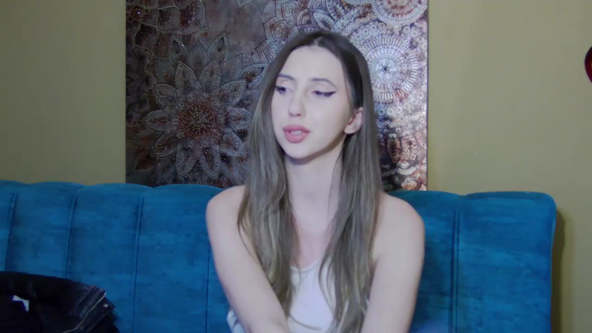 Gallery image thumbnail from Artemiss's myfreecams stream on, 03/29/2025, 22:42 image 12 of 20