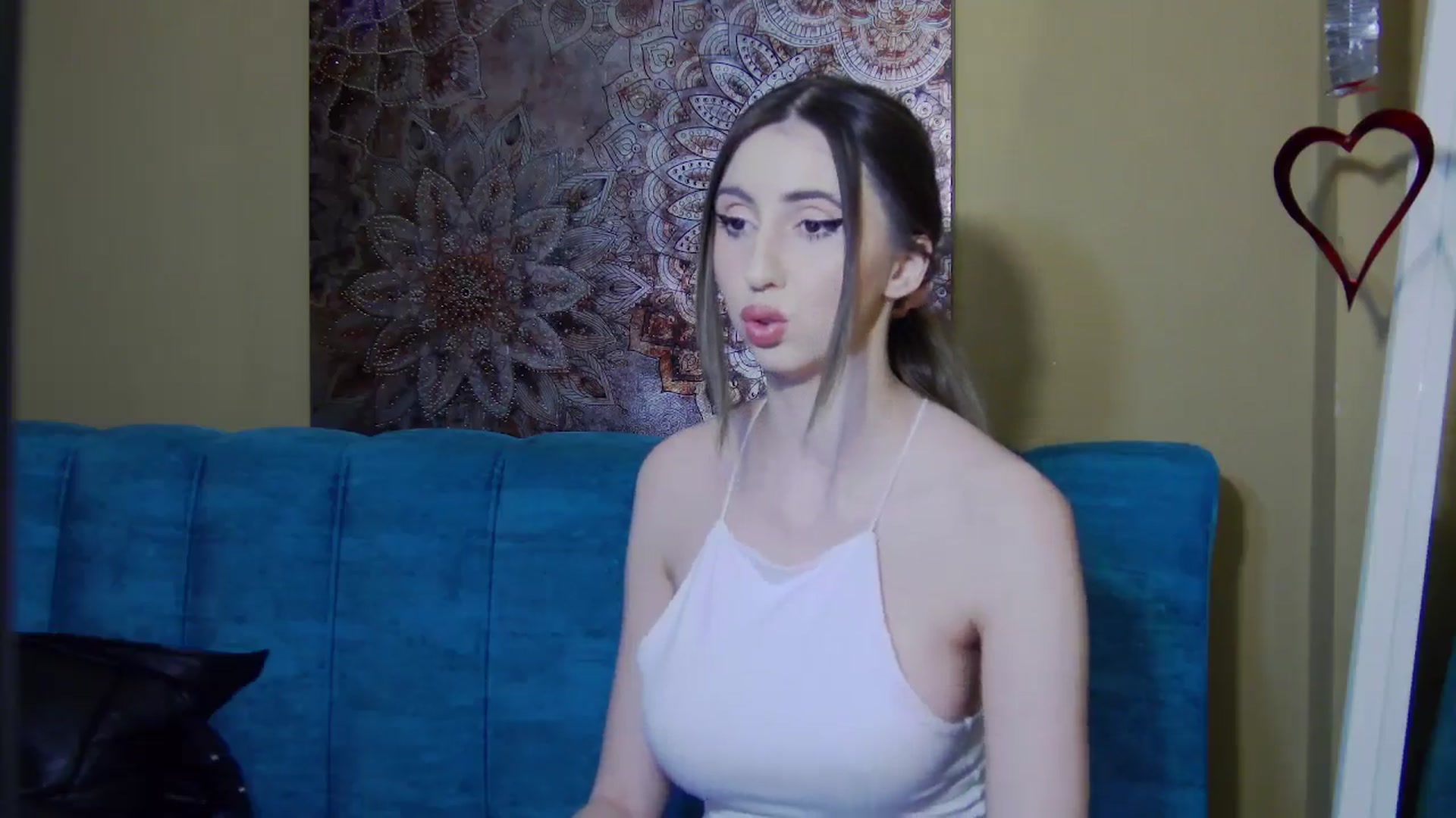 Gallery image thumbnail from Artemiss's myfreecams stream on, 03/29/2025, 23:47 image 4 of 20
