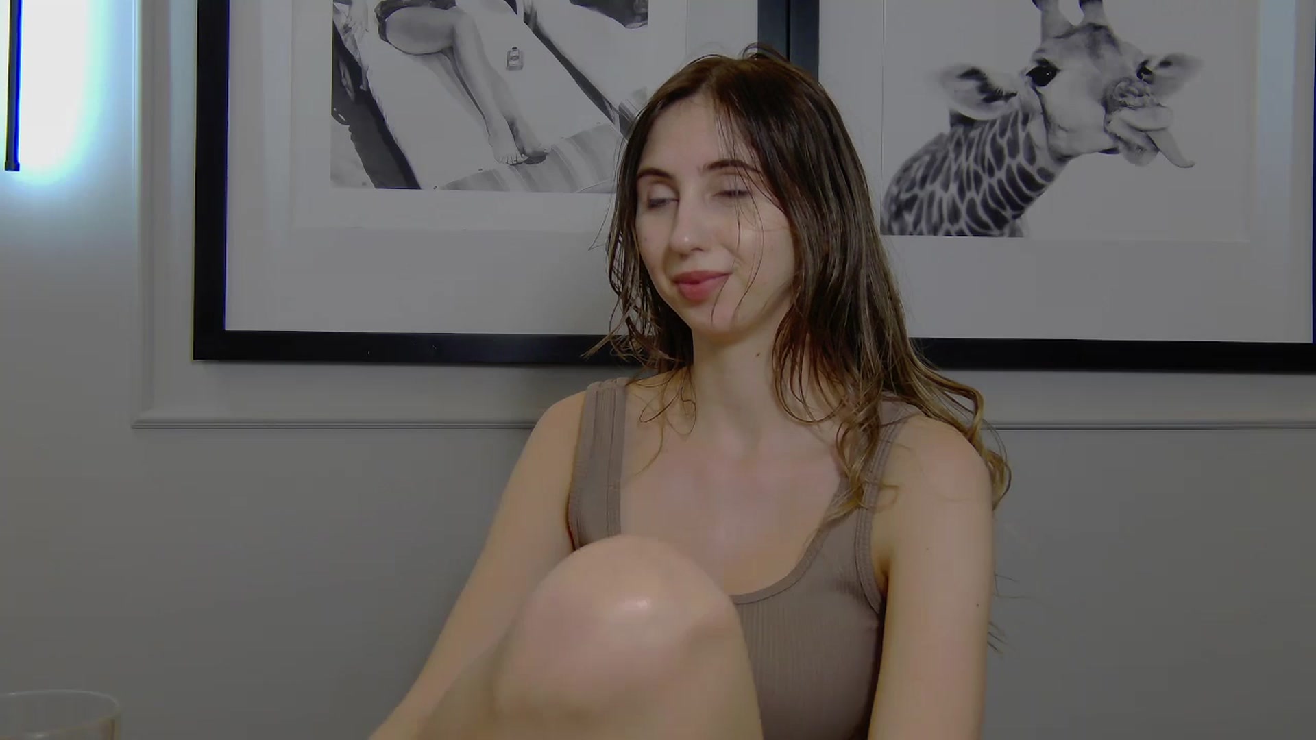 Gallery image thumbnail from Artemiss's myfreecams stream on, 03/30/2025, 20:19 image 6 of 20