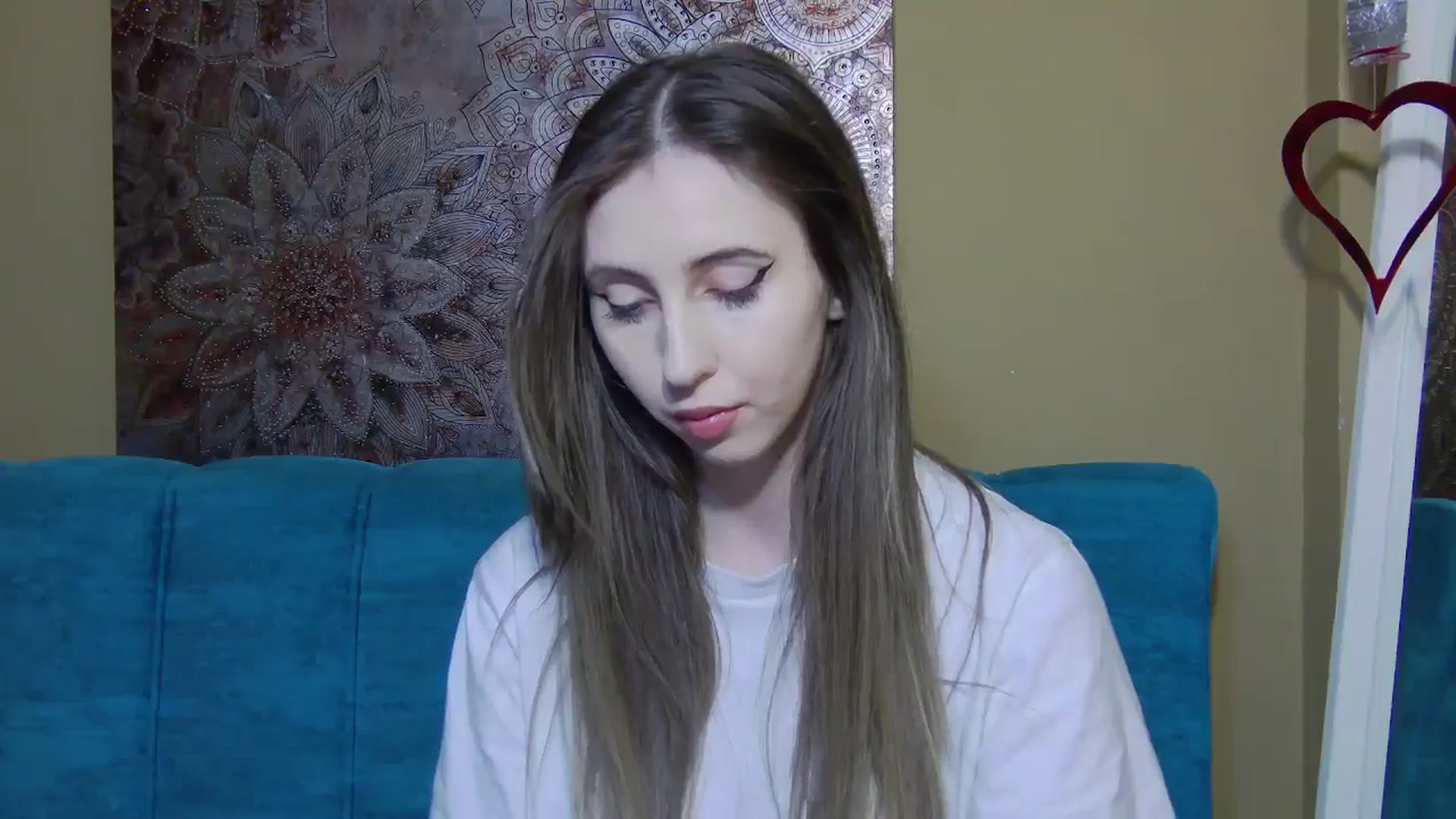 Gallery image thumbnail from Artemiss's myfreecams stream on, 04/03/2025, 19:16 image 2 of 20