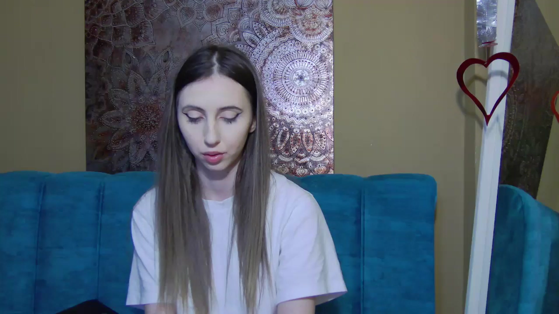 Gallery image thumbnail from Artemiss's myfreecams stream on, 04/03/2025, 19:16 image 14 of 20