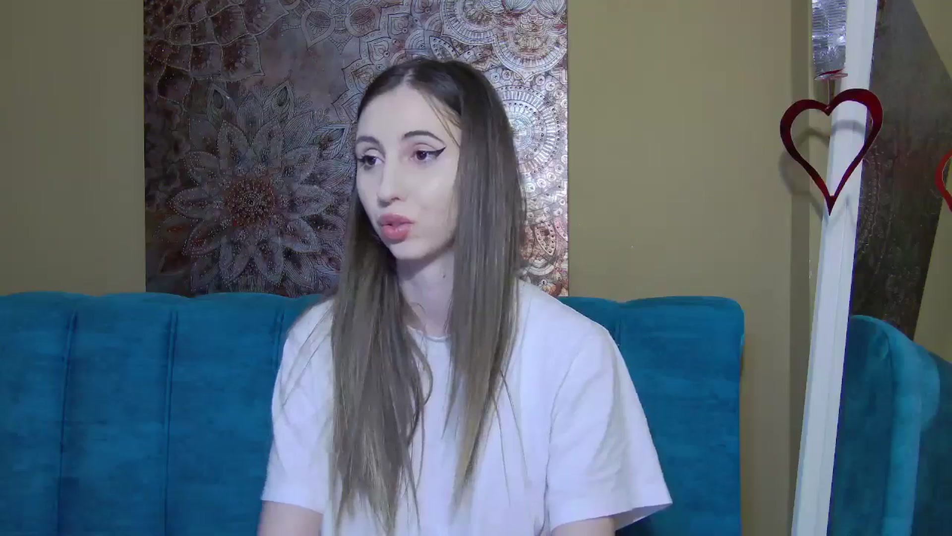 Gallery image thumbnail from Artemiss's myfreecams stream on, 04/03/2025, 19:16 image 7 of 20