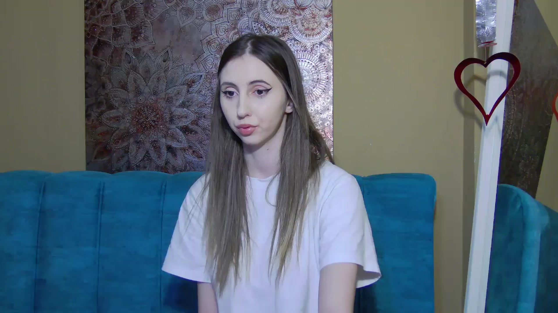 Gallery image thumbnail from Artemiss's myfreecams stream on, 04/03/2025, 19:16 image 10 of 20